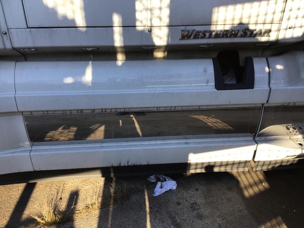 For 2019 WESTERN STAR 5700XE SIDE FAIRING Right ,  OH