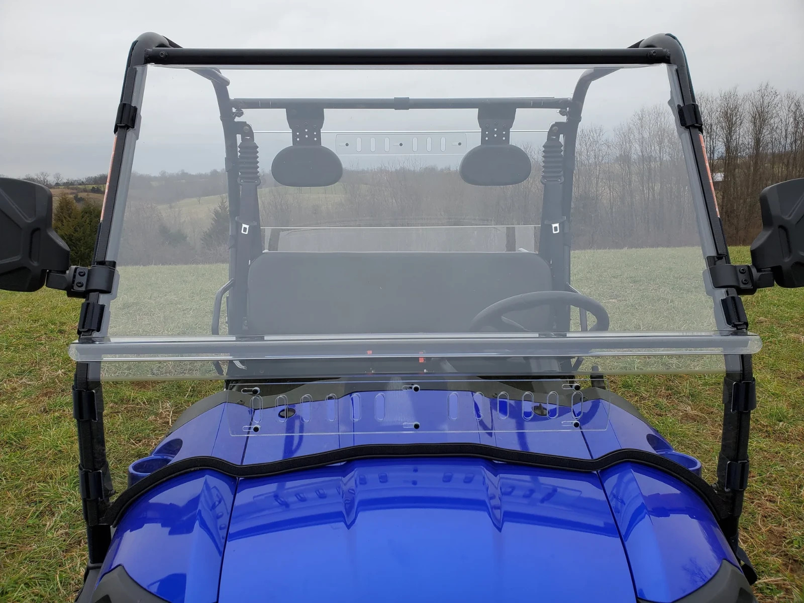 SSR Bison 400U - 200U - 200P Vented Windshield with Quick Install Straps