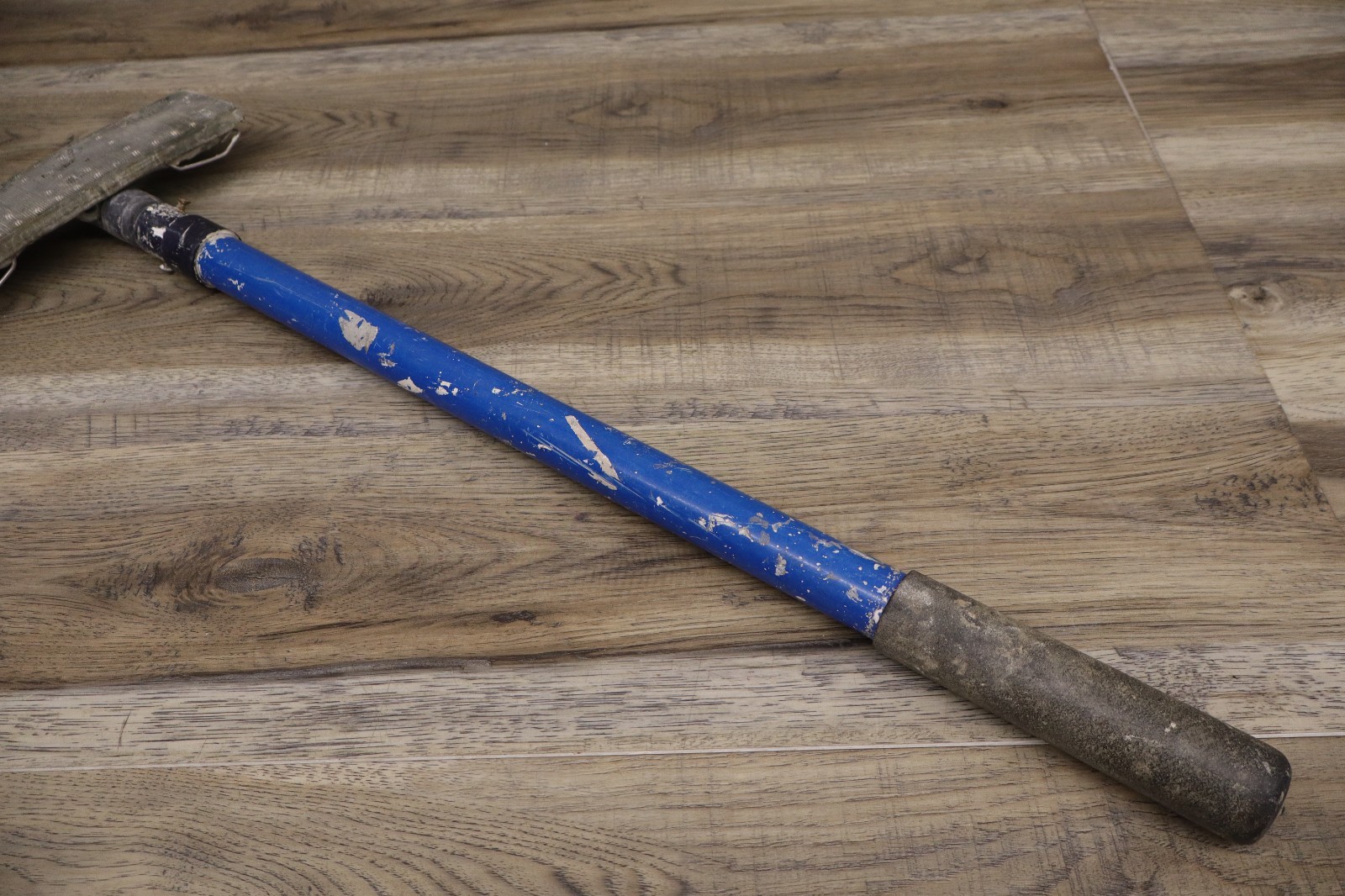 Drywall Pole Sander 48" Overall 9" X 3-1/4"