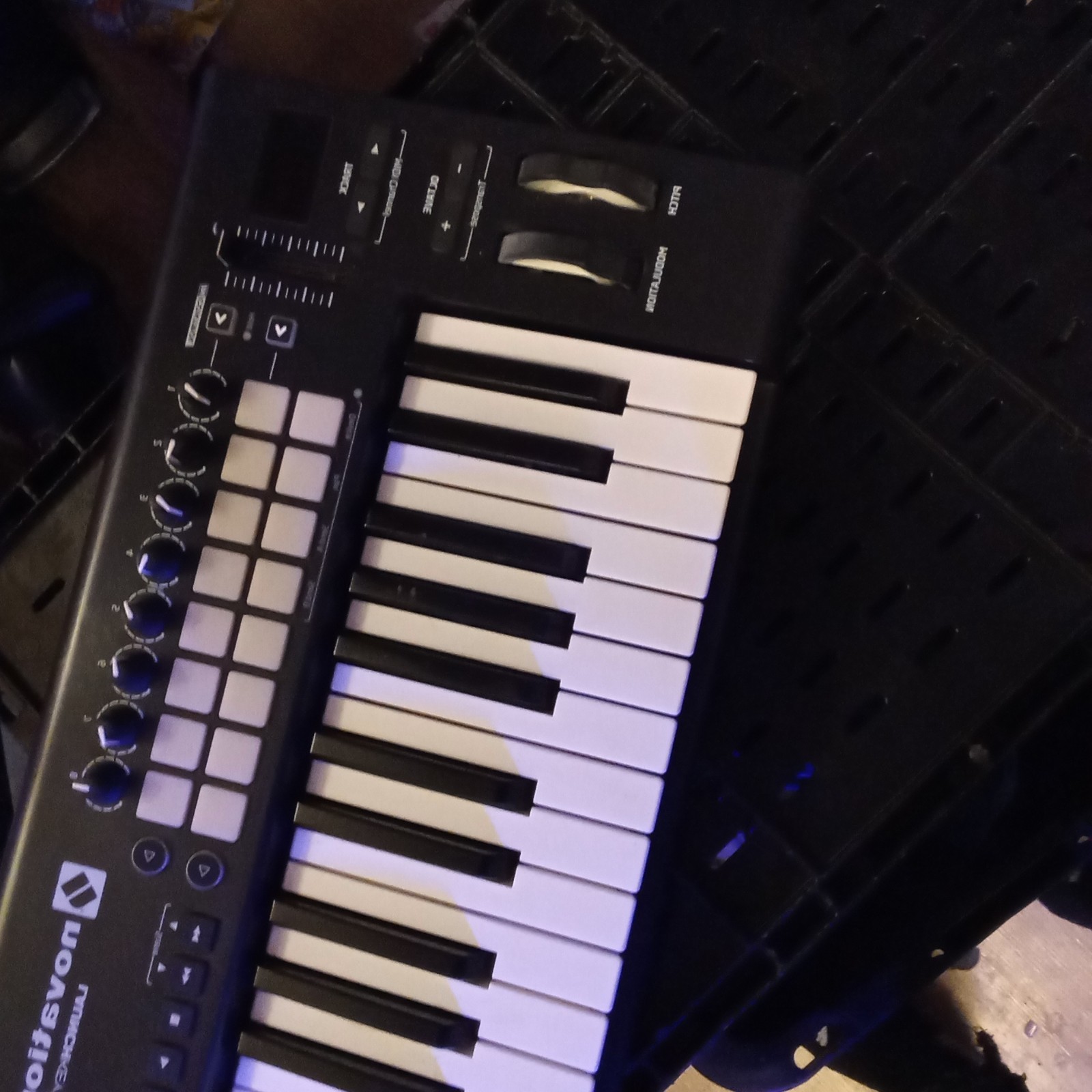 Novation Launchkey 25