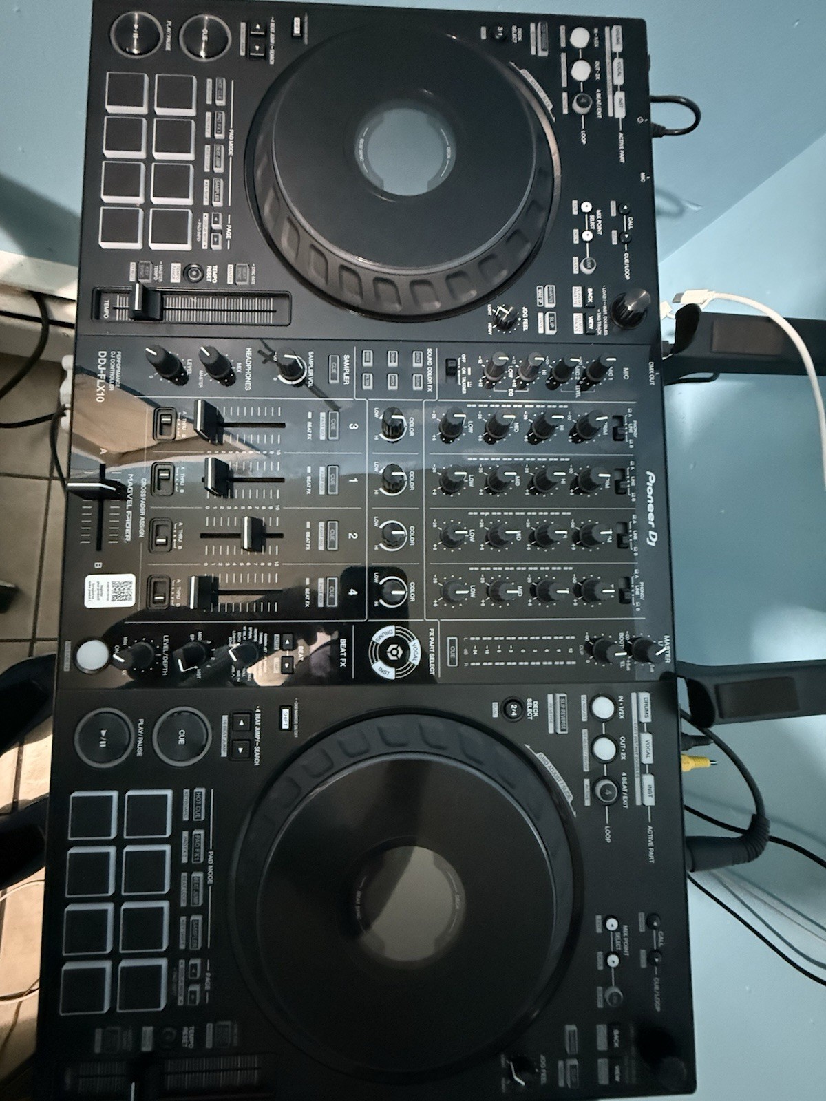 Pioneer 4-Channel DJ Controller - Black (DJ DDJ-FLX10)