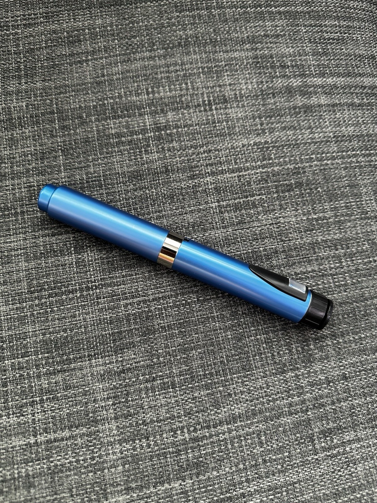 V2 Reusable 3 mL 60Unit Insulin Peptide Pen with 2 Sterile Cartridges Blue