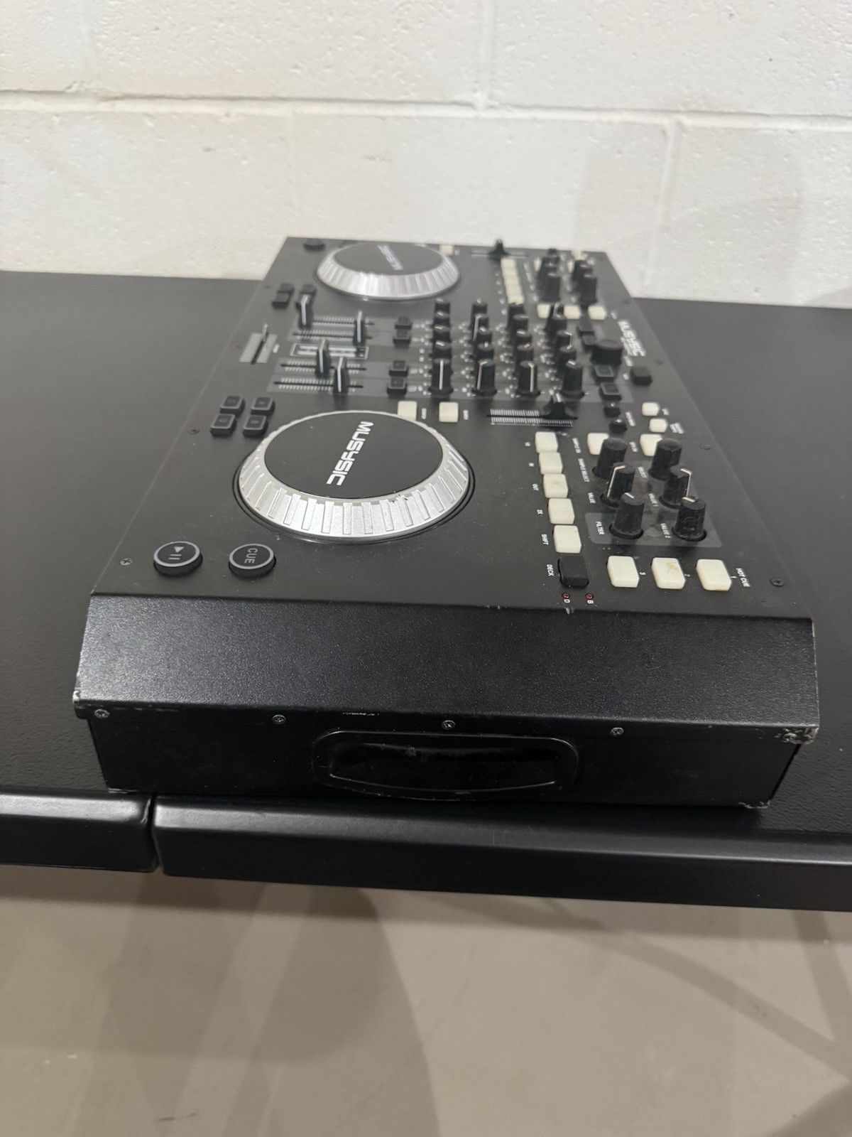 Musysic MU-MID14C Professional DJ Controller