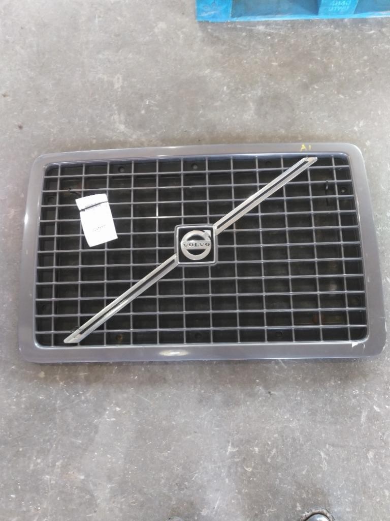 For 2004 VOLVO VNM 2004-2020 GRILLE N/A ,  MN