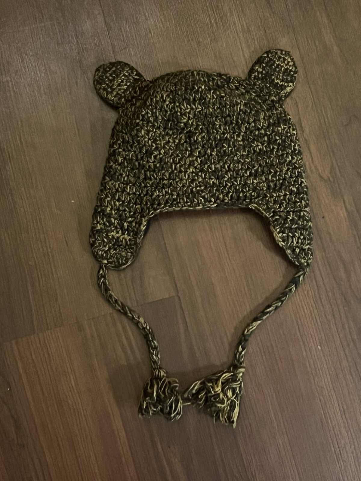 Cute knit Bear Pom Pom Beanie