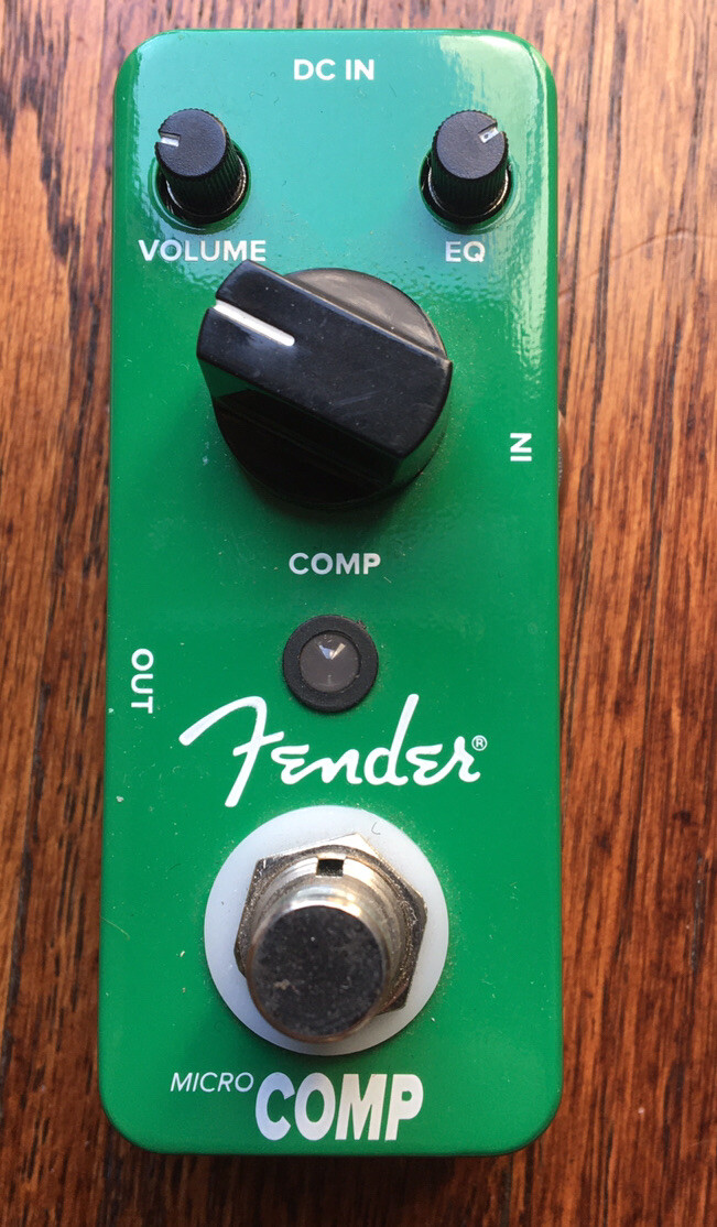 Fender Micro Comp Compressor Electric Guitar Effect w Box Barely Used