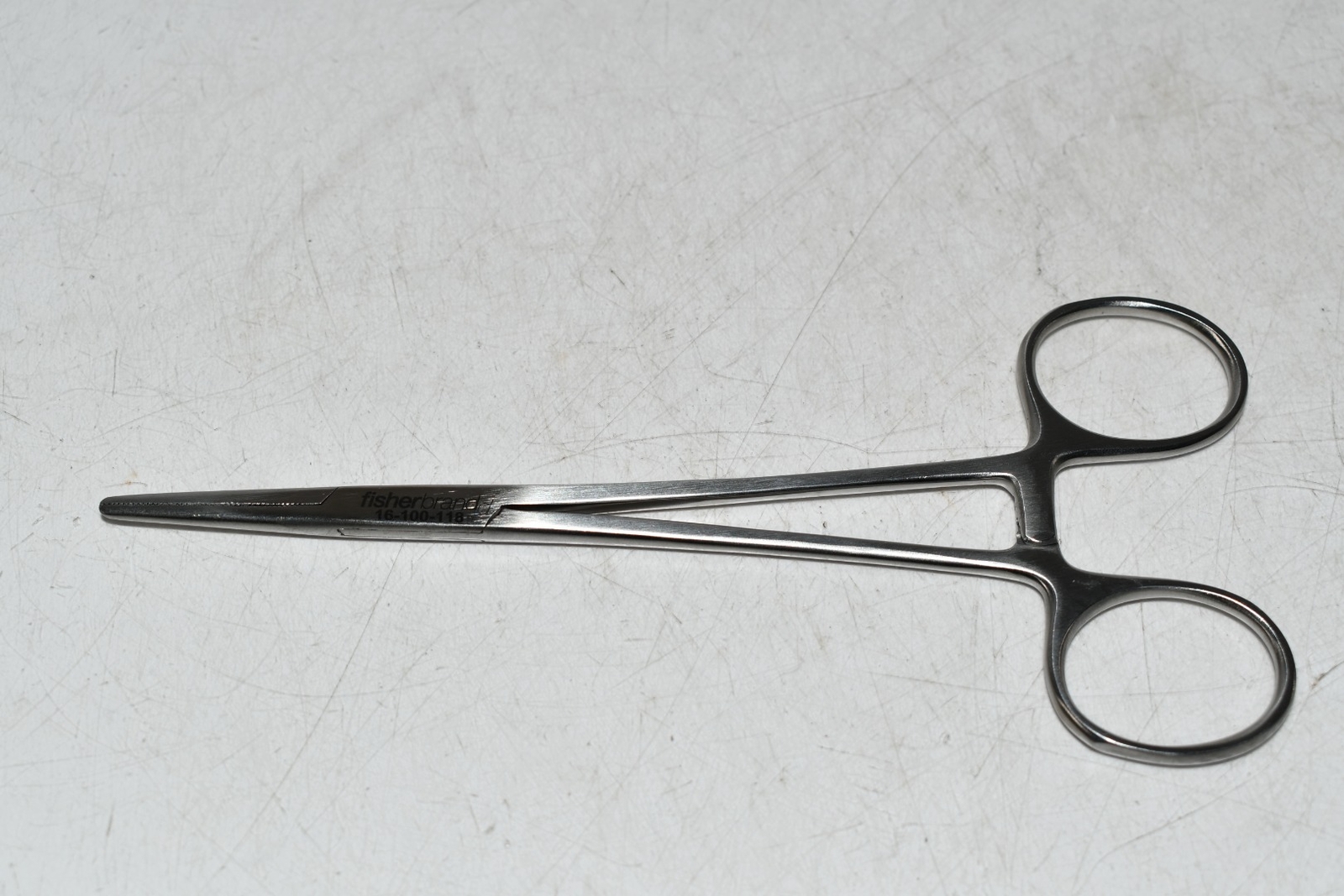 NEW Fisher Scientific 16-100-118 Straight Locking Hemostats