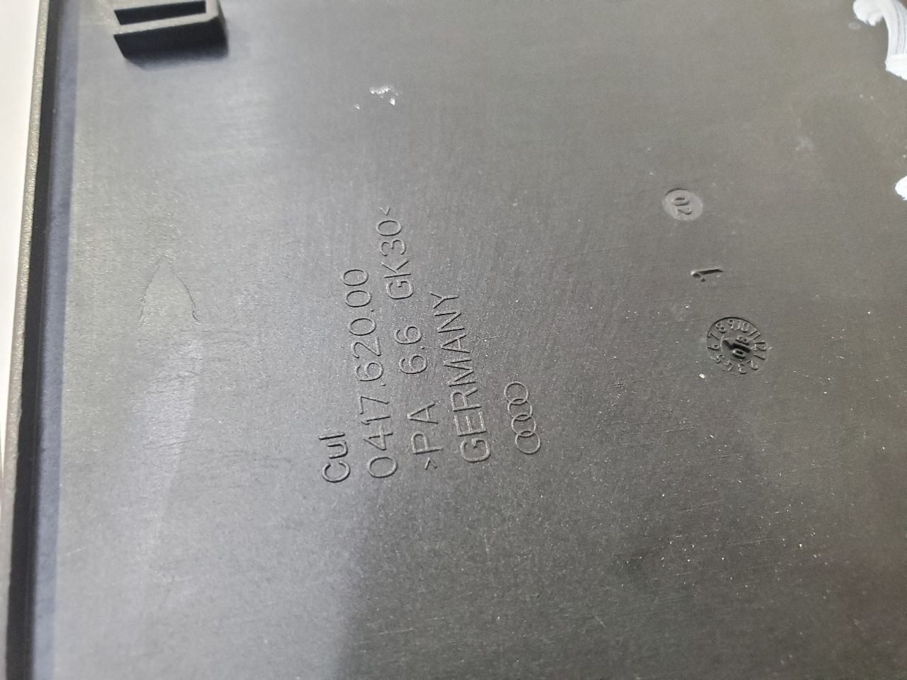 2007 Audi S8 OEM Multi Media Music Module 4E0035785B