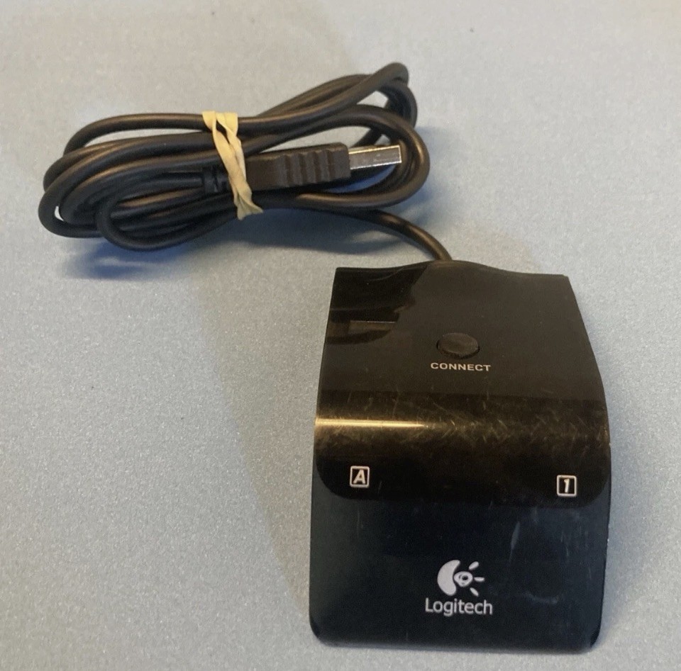 Logitech - C-BT44 - 810-000908 Wireless USB Receiver Only For Mouse & Keyboard