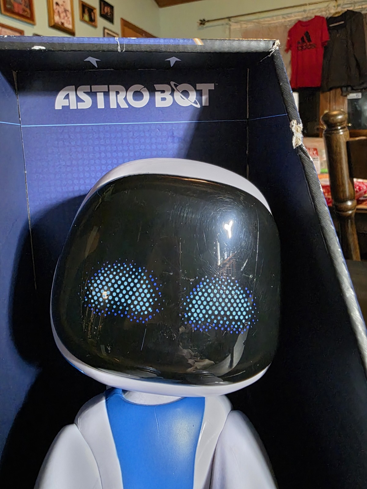 PlayStation Astro Bot Cable Guy Phone and Controller Holder New