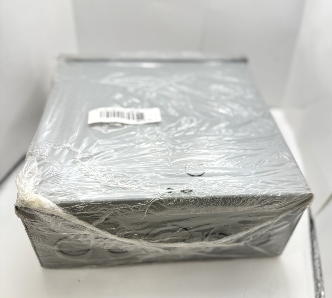 Milbank 10104-SC3R Screw Cover NEMA Type 3R Outdoor Rainproof Enclosure 10x10x4