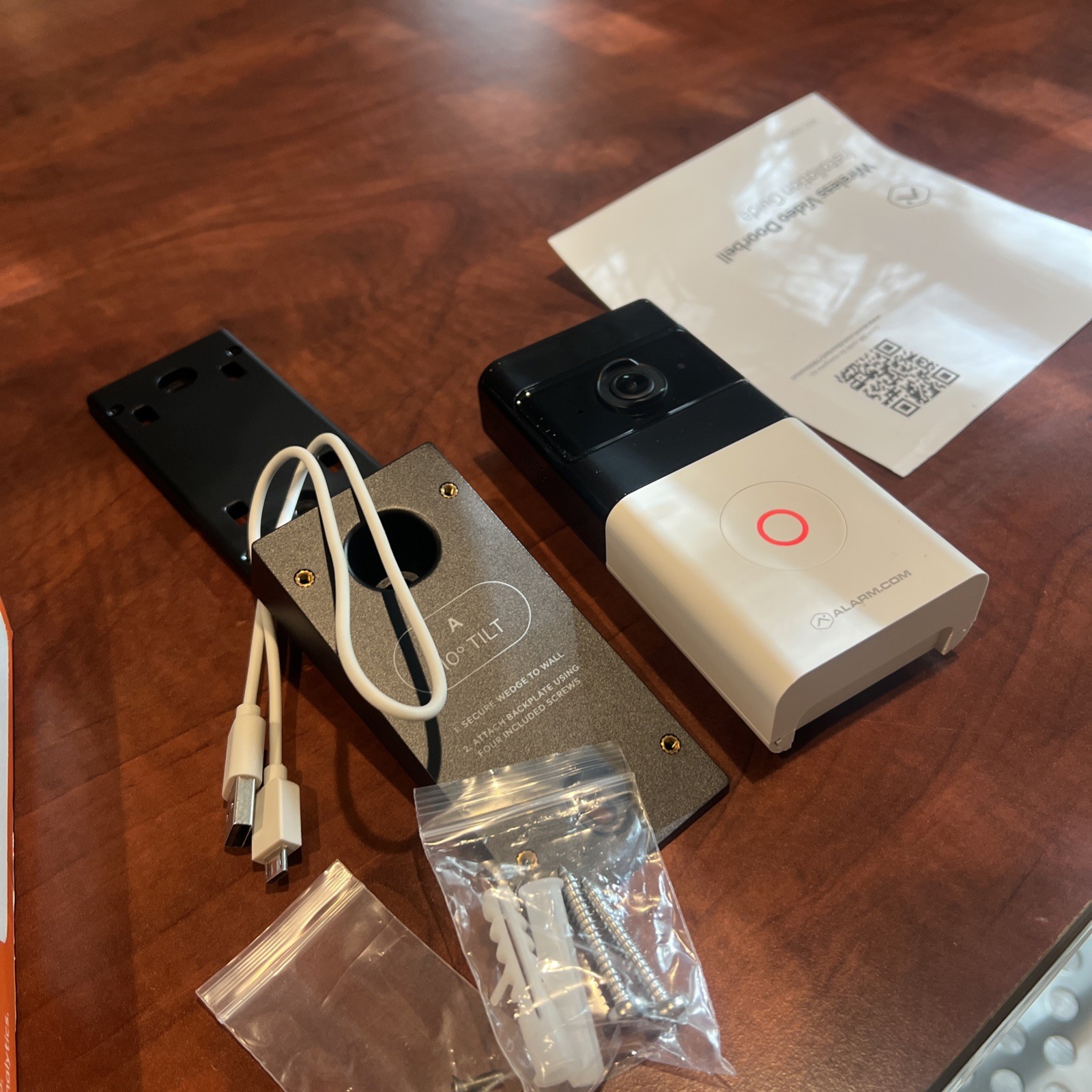 Alarm.com Smart Wireless Doorbell Chime Kit ADC-VDB780B