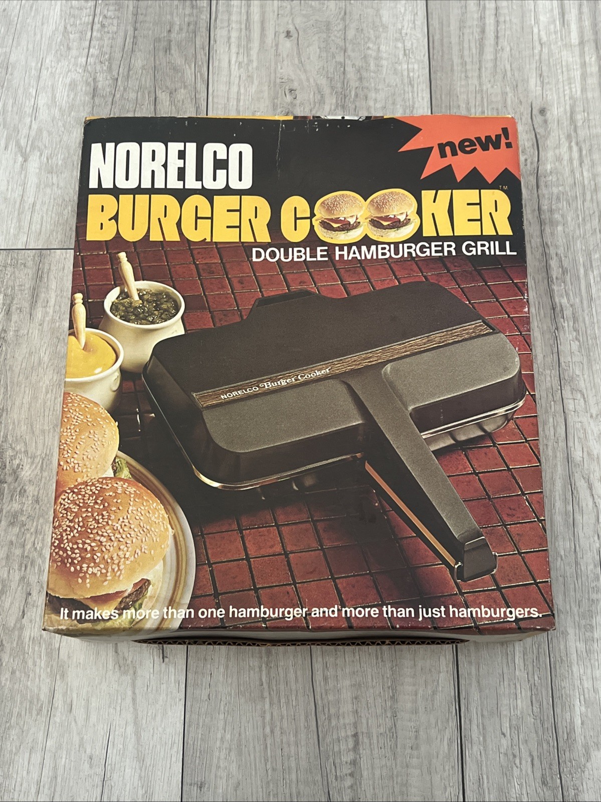 Vintage Norelco Burger Cooker Double Hamburger Grill NRFB HB 2222 Griddle