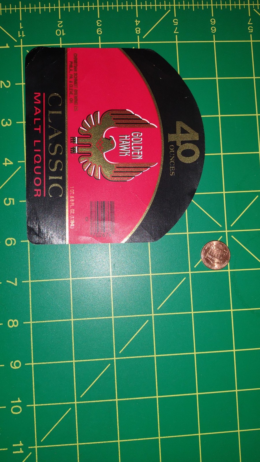 Golden Hawk Classic Malt Liquor 40 Ounce Bottle Label Red Black Gold Vintage