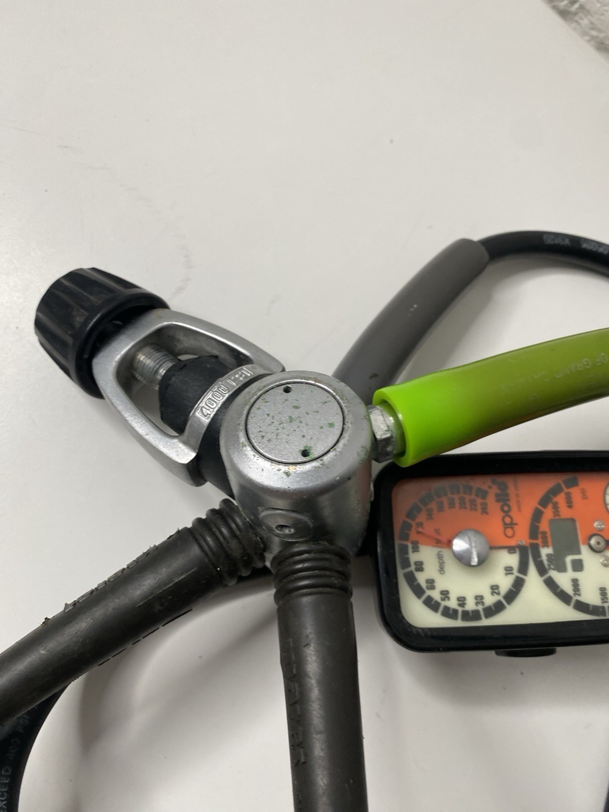 UNTESTED AS IS MARES OCEANIC APOLLO SCUBA DIVING REGULATOR GAUGE OCTOPUS