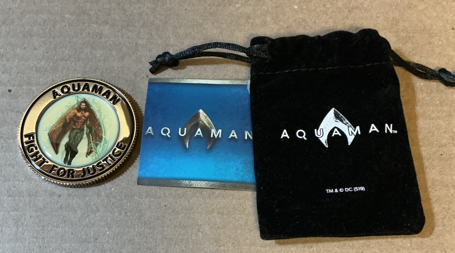DC Aquaman / Black Manta Coin with Bag - Loot Crate EXCLUSIVE
