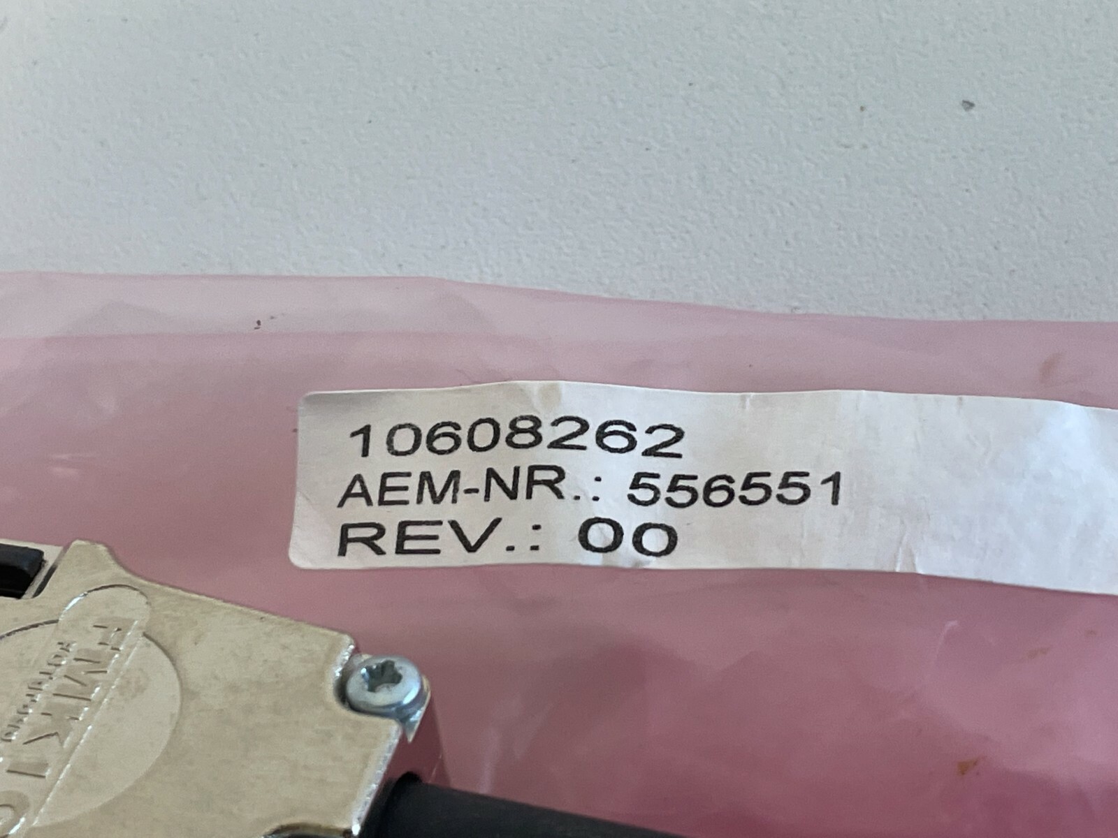 PP6: New 10608262 Cable