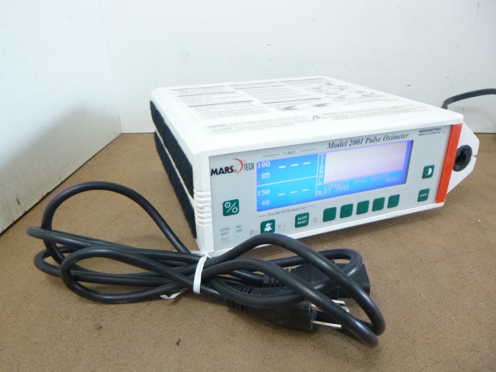 Novametrix Mars Tech 2001 Pulse Oximeter