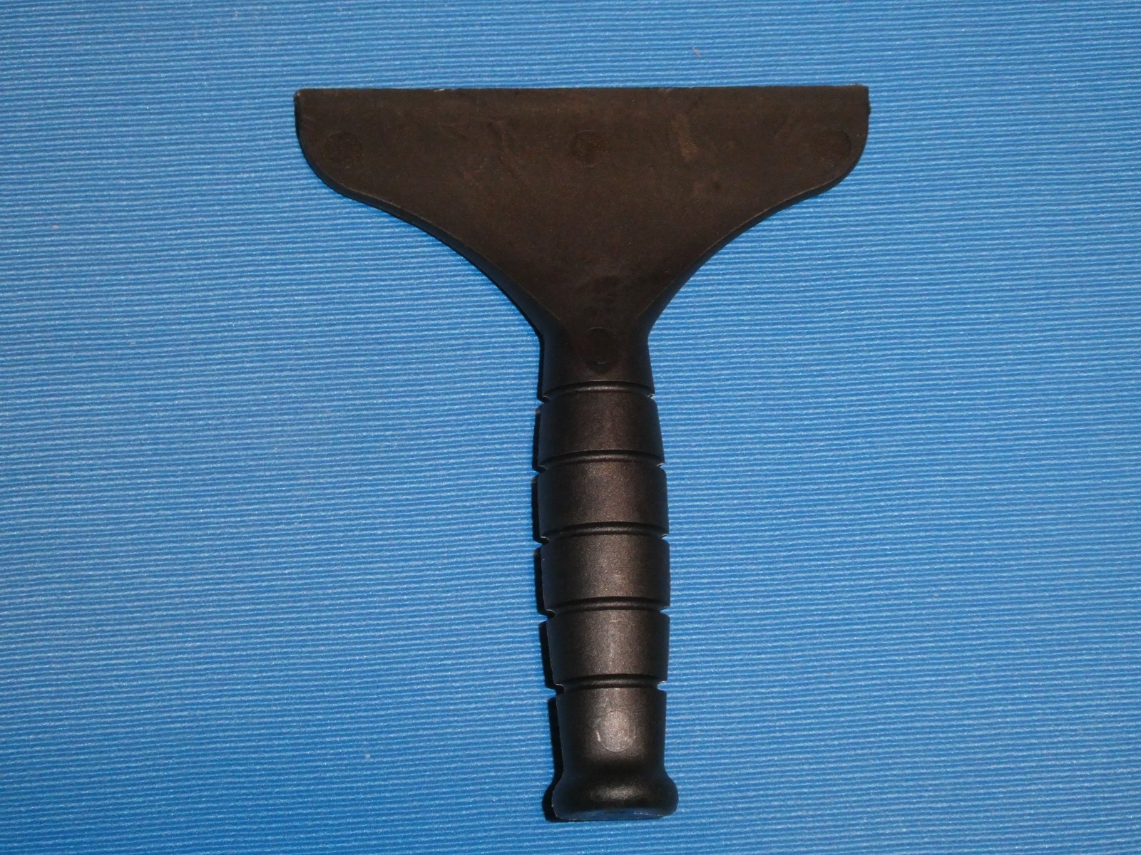 KA-BAR LAKE EFFECT HAND ICE SCRAPER SELF DEFENSE TOOL SUPER TOUGH POLY MATERIAL