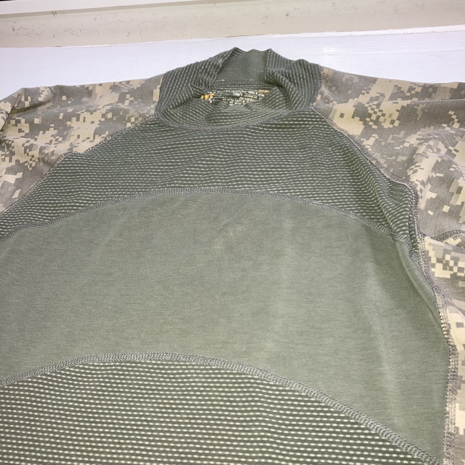 Massif US Army Combat Shirt Long Sleeve Digital Camo Sz M