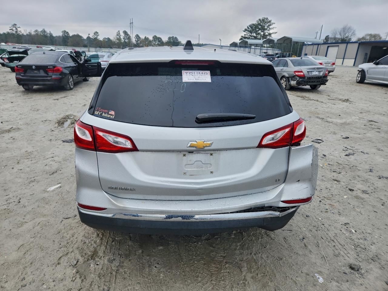 EQUINOX 2018 Glove Box 4920144