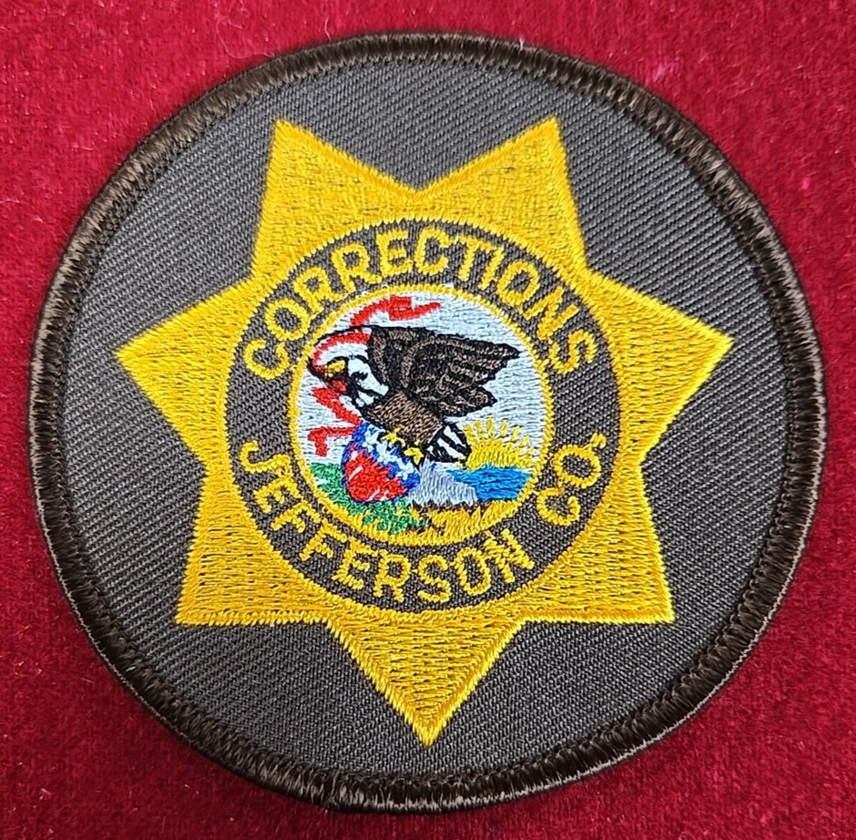 JEFFERSON COUNTY ILLINOIS round small DOC CORRECTIONS sheriff police PATCH