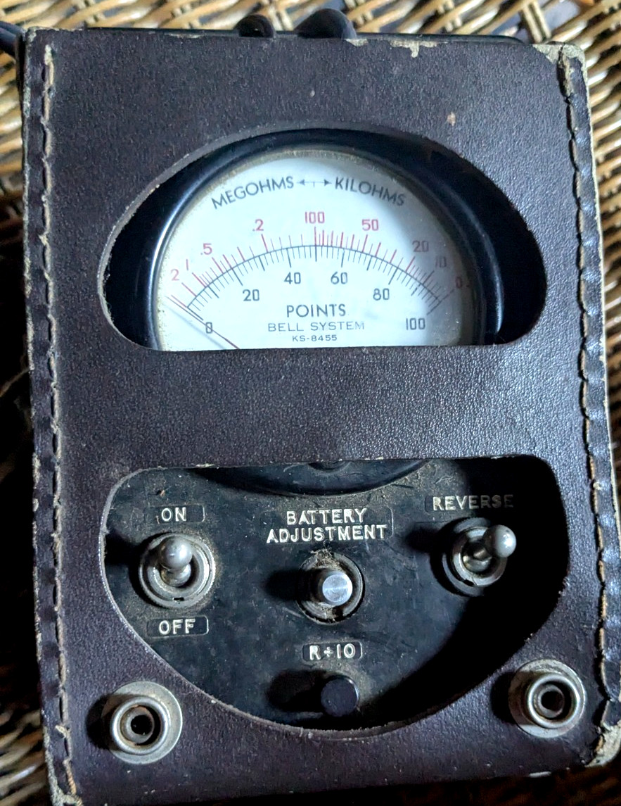 **Bell Systems-Simpson SK525 -427-3 Ohm Meter – Industrial Classic**