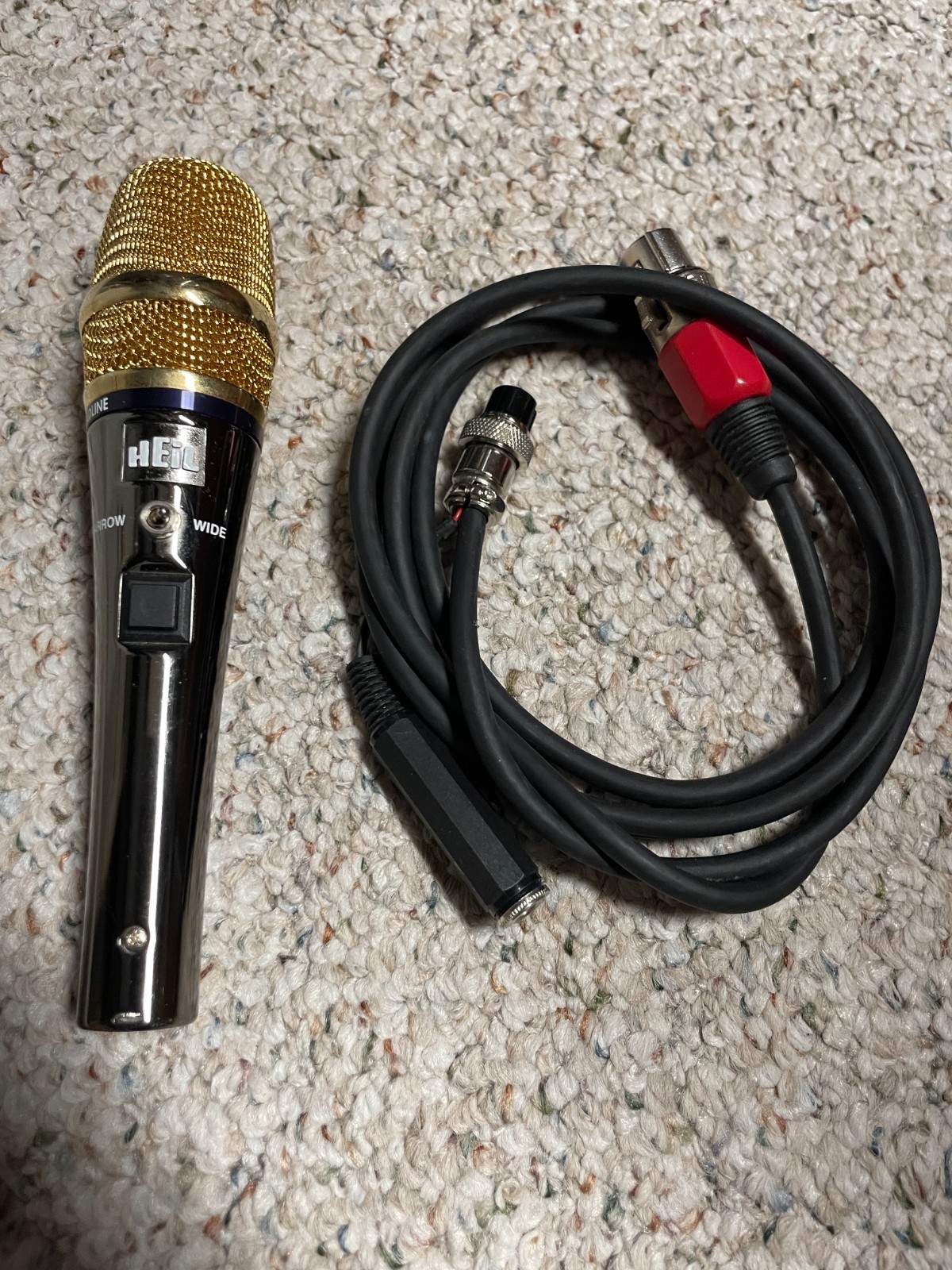 Heil Goldline GM-5  w/HC5 element and cable (Kenwood)