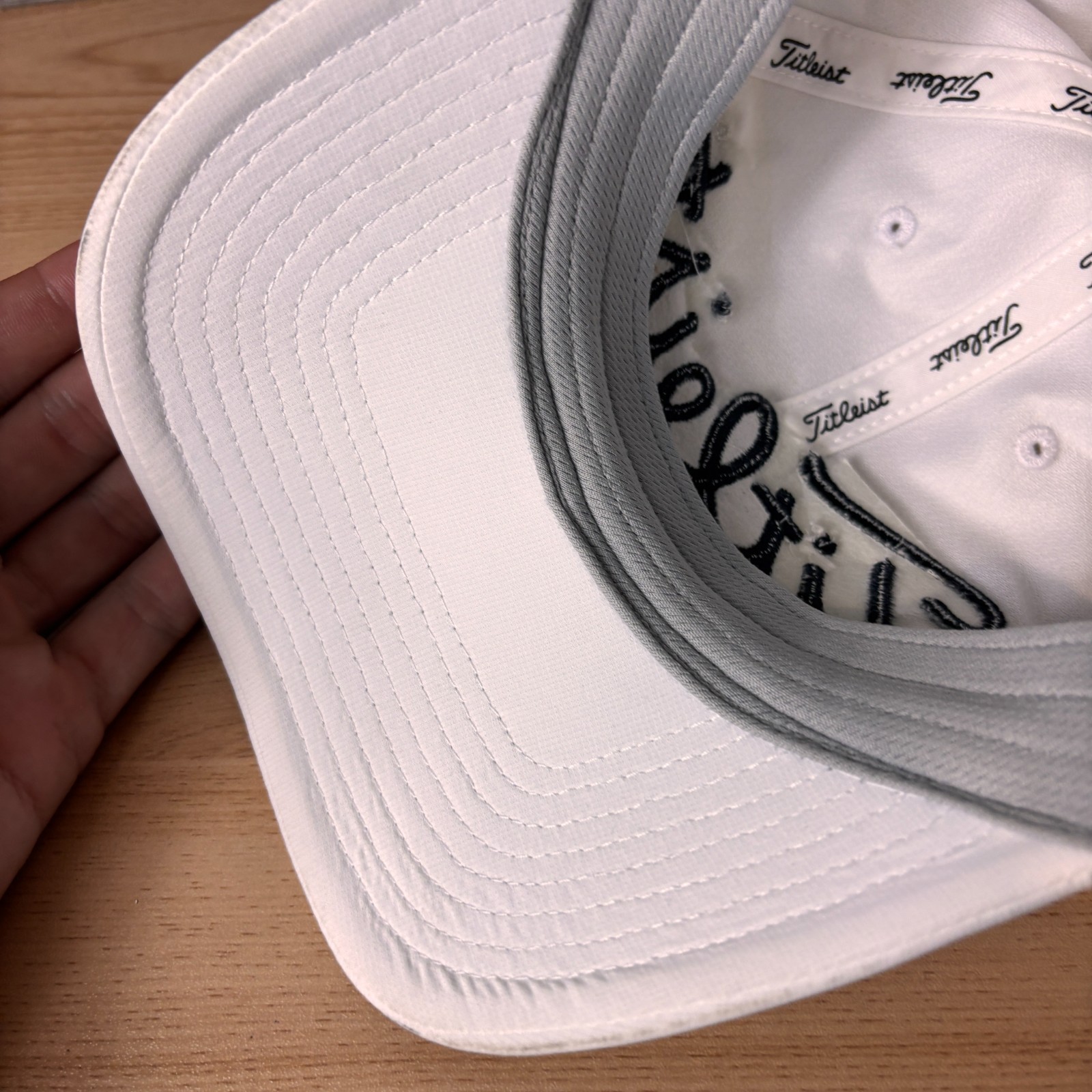 Titleist Hat Strap Back White Golf Embroidered Script Sterling Silver Meats