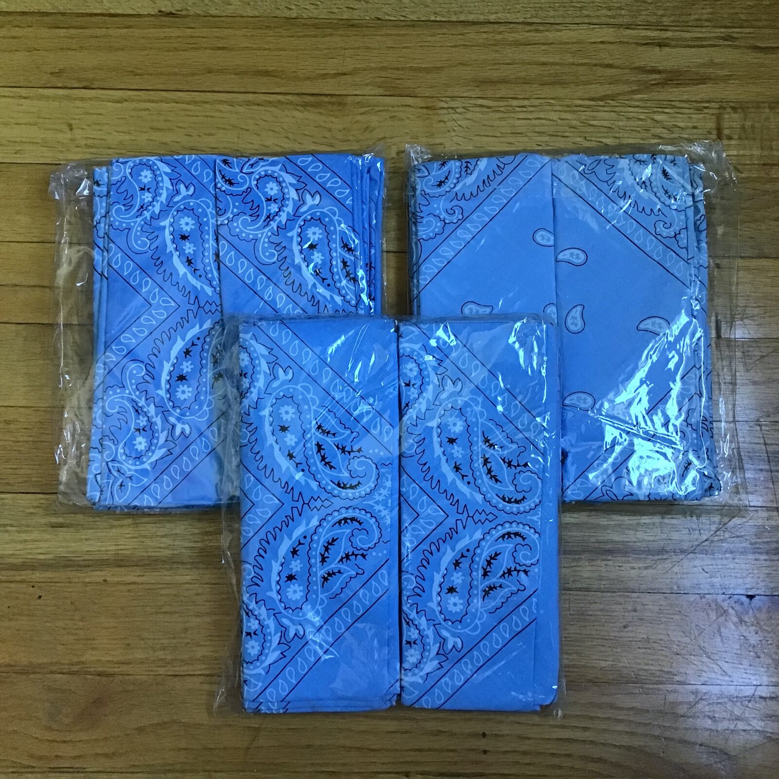 NEW 36 Paisley Bandana Head Wrap Scarf 100 % Cotton Blue USA SALLER $2.50/PC