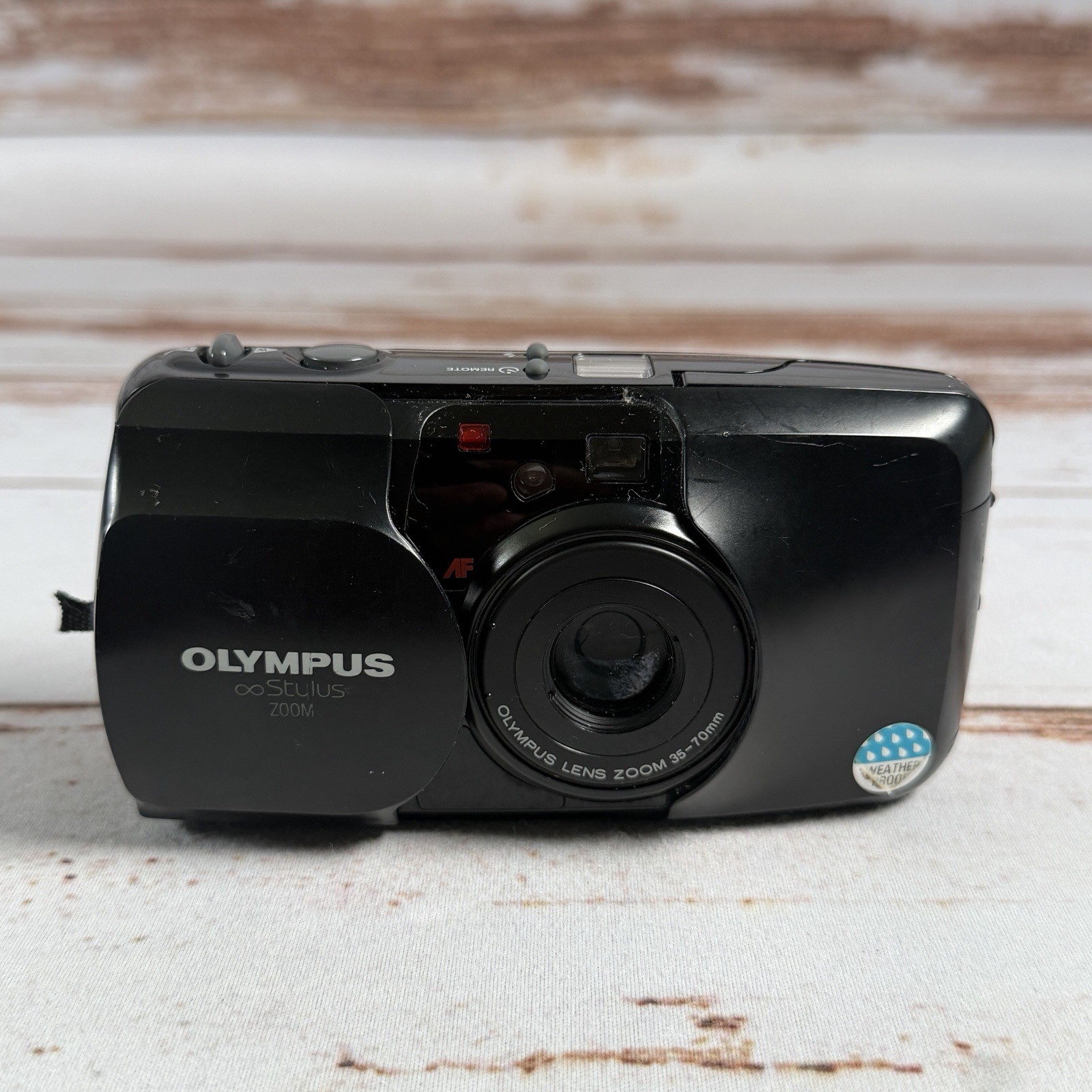 Olympus Infinity Stylus Zoom 35mm Point & Shoot Camera - For Parts / Repair
