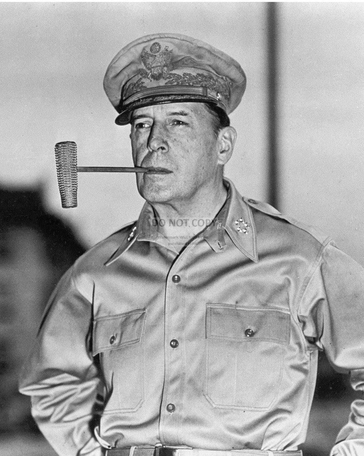 GENERAL DOUGLAS MacARTHUR -  8X10 PHOTO