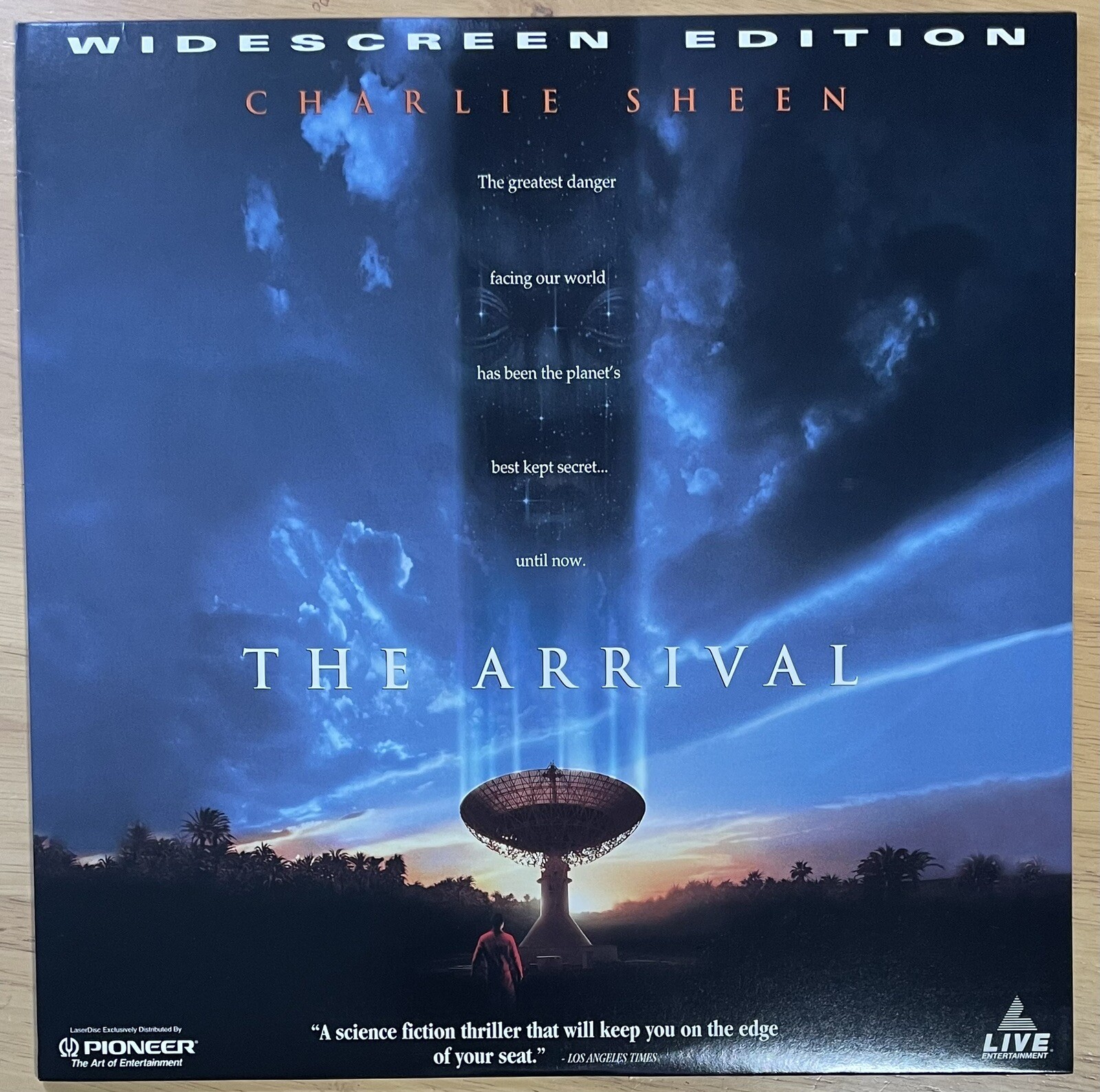 The Arrival 1996 Laser Disc Widescreen Dolby Digital Sound Stereo