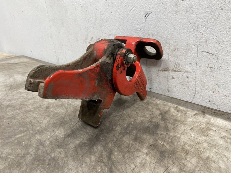 2017 Peterbilt 579 Hood Hinge L486112 (674-10444)