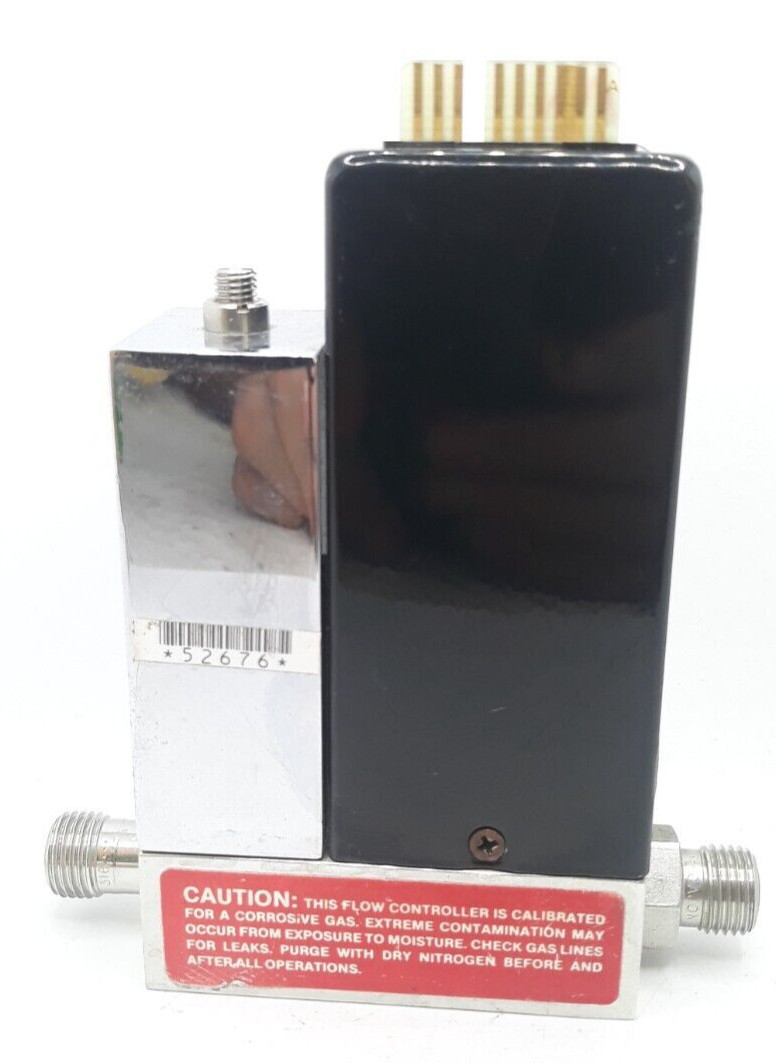 Unit UFC-1100 Mass Flow Controller Range 500 SCCM Gas He