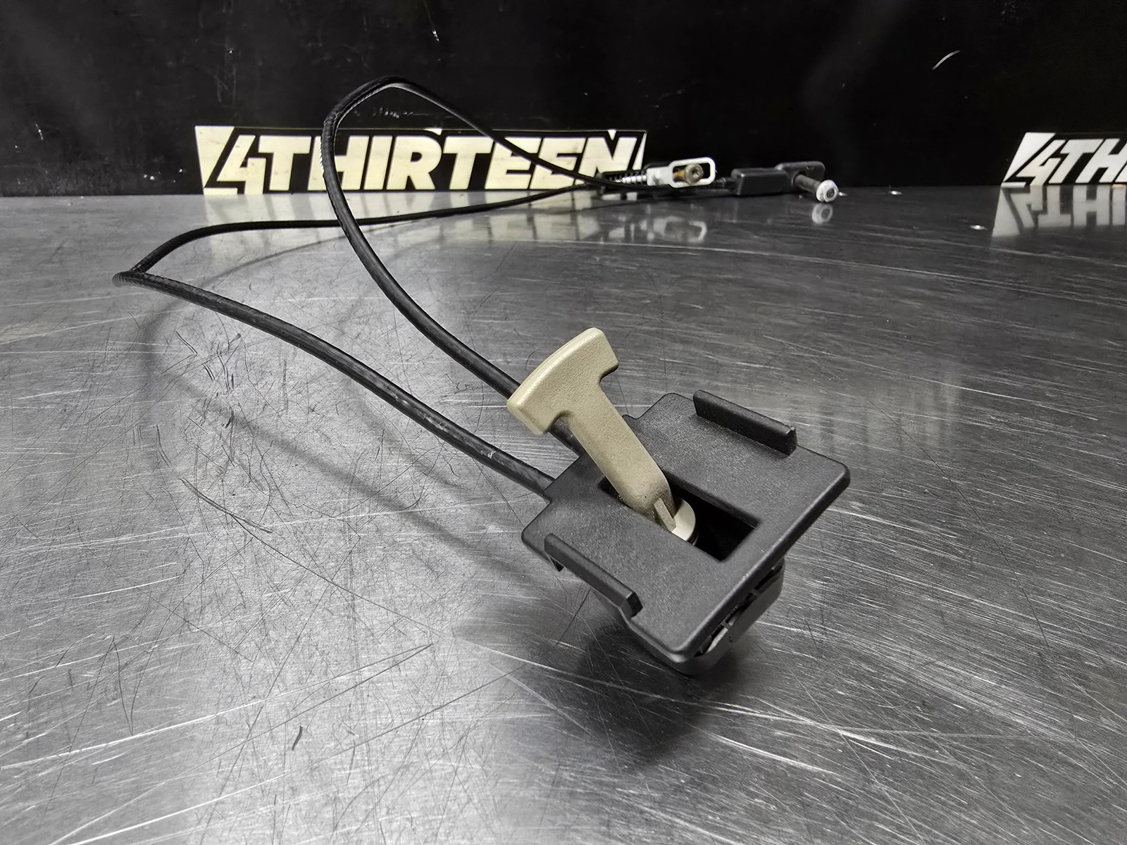 97-04 CORVETTE C5 SEAT BACK FOLD RELEASE RECLINE CABLE & SHALE LEVER OEM #N47