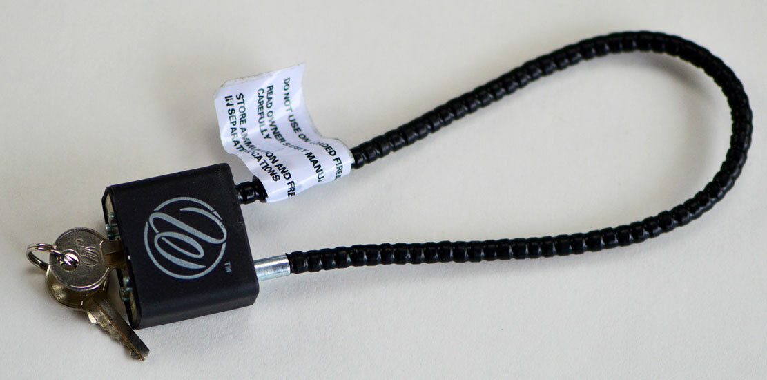 Weatherby Gun Lock #R11SC 4 3/4" Loop          (1917)