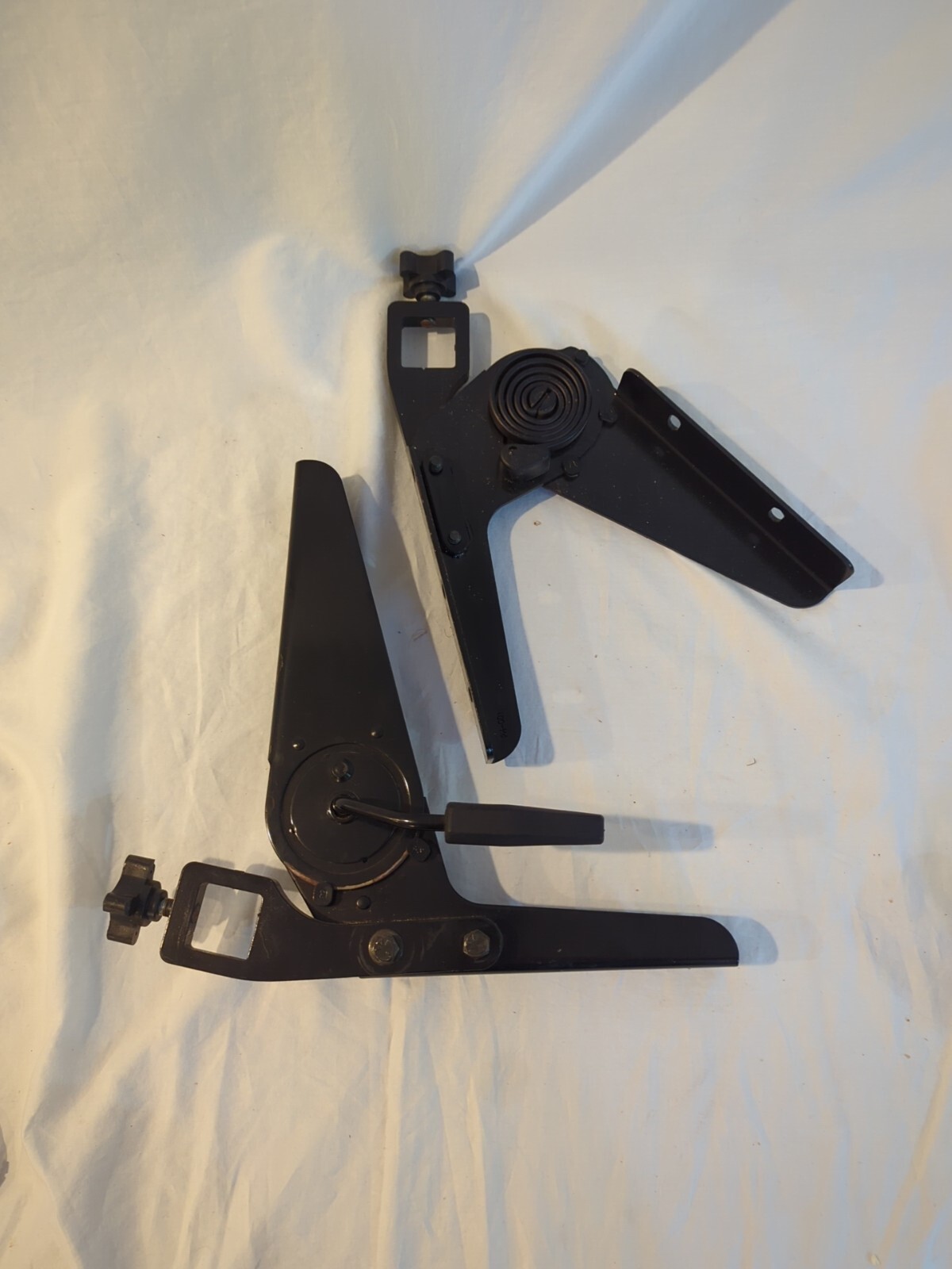 Jazzy Pride 1101 Seat Hinge Set
