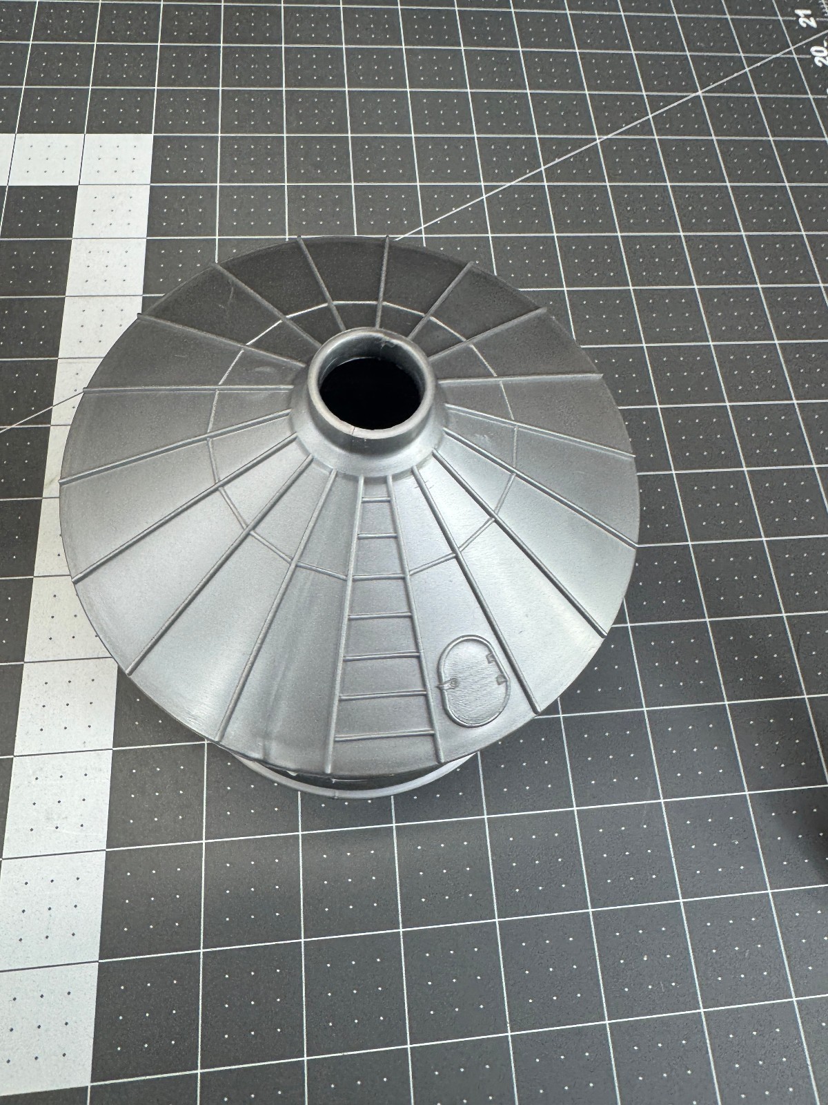 1/64 Standi Toys Model 21 Grain Bin