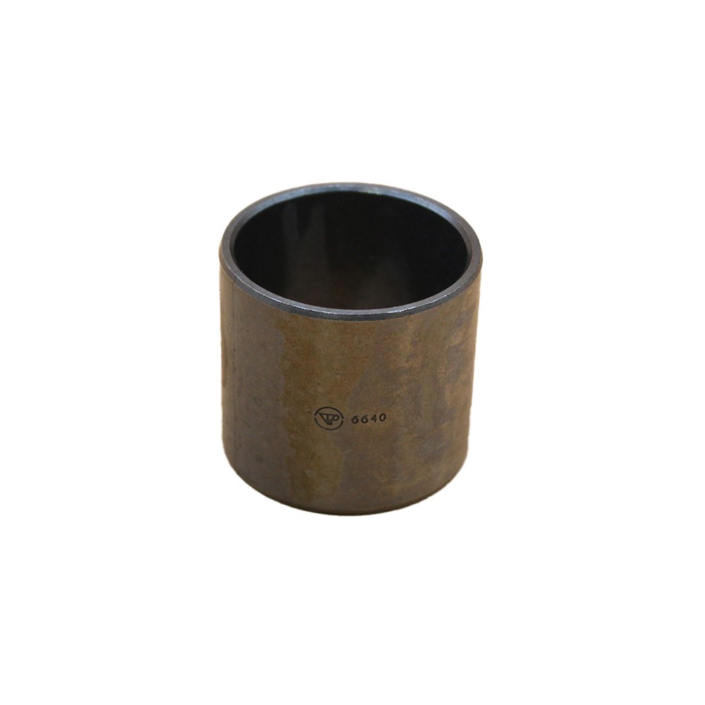 D5NN3109B Spindle Bushing Fits Ford 8700 9700 TW5 TW10 TW15 TW20 TW25 6700 7700
