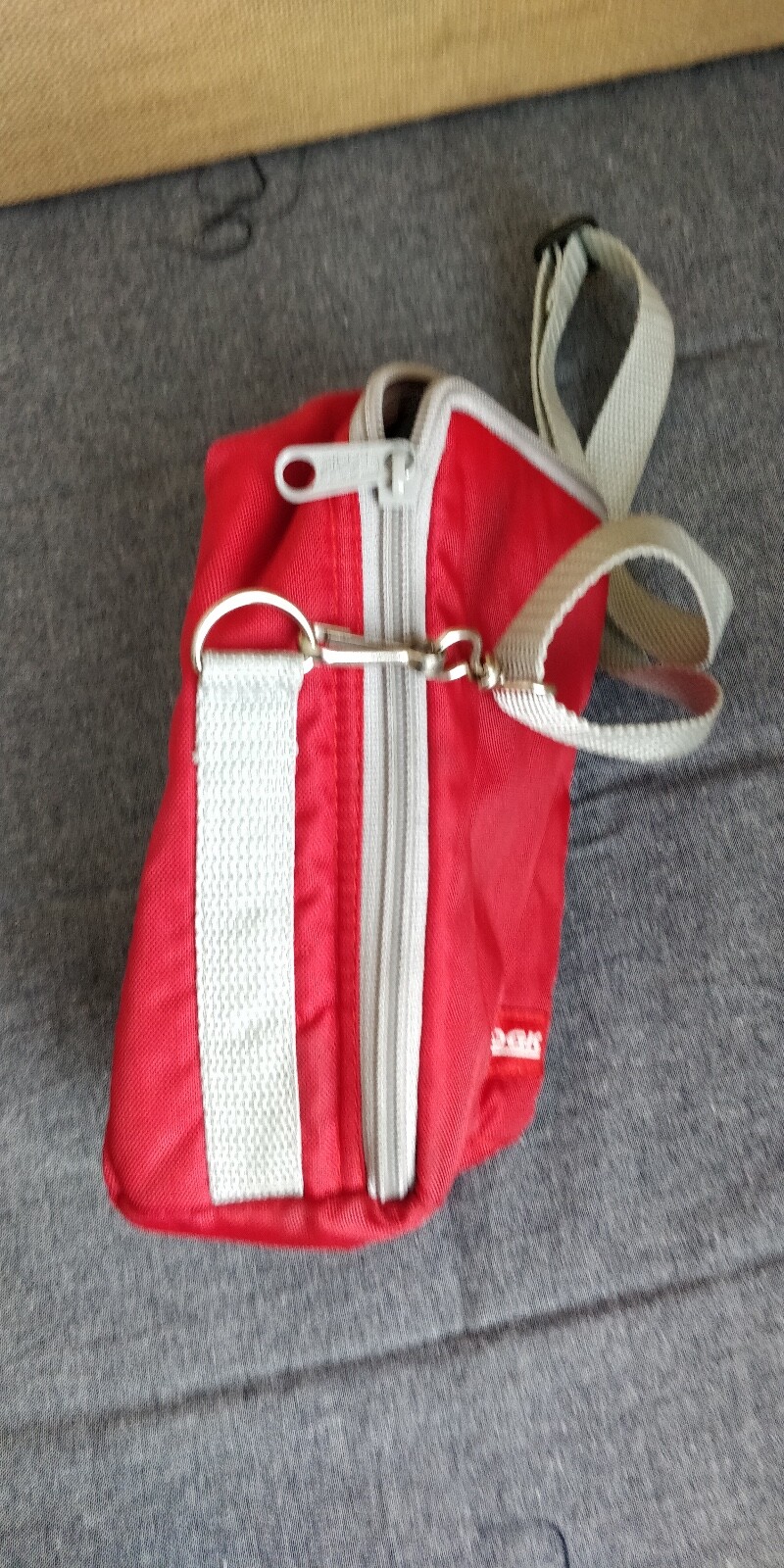 NOS Case Logic - carrying Case Bag Gaming switch Game