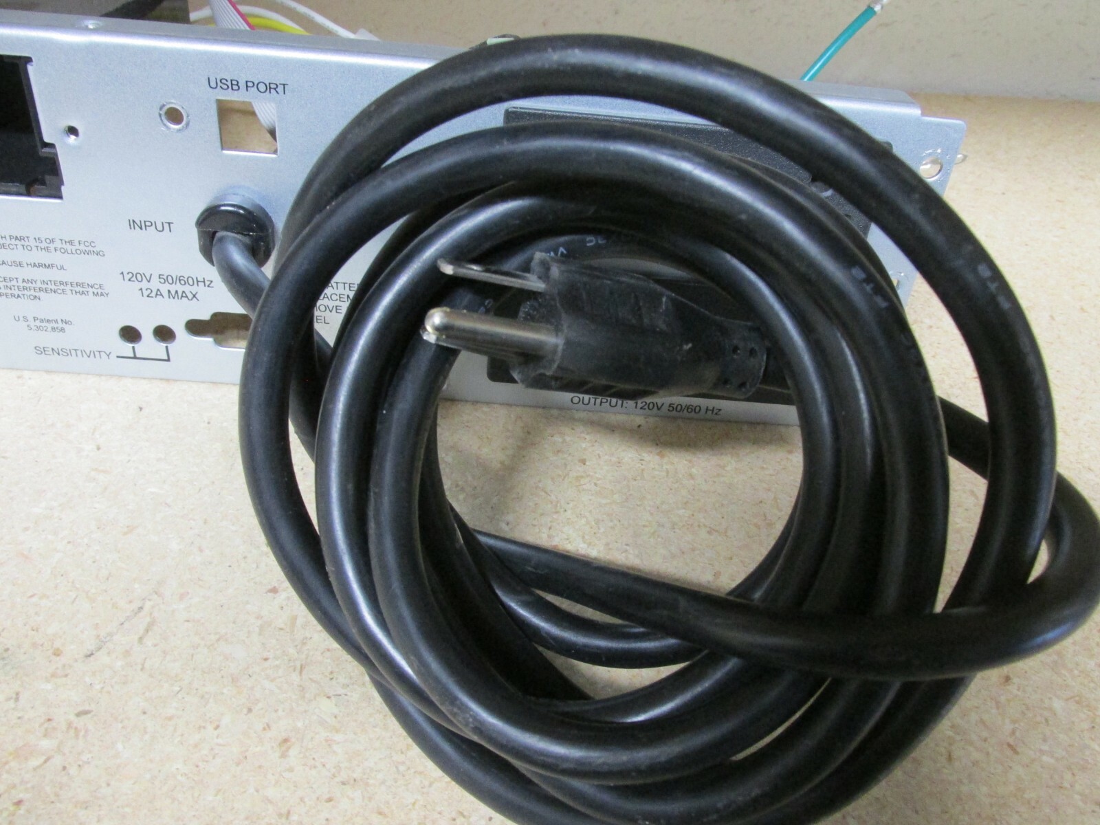APC SUA1500RM2U REPLACEMENT Back Panel w 6 Outlets & Card Slot