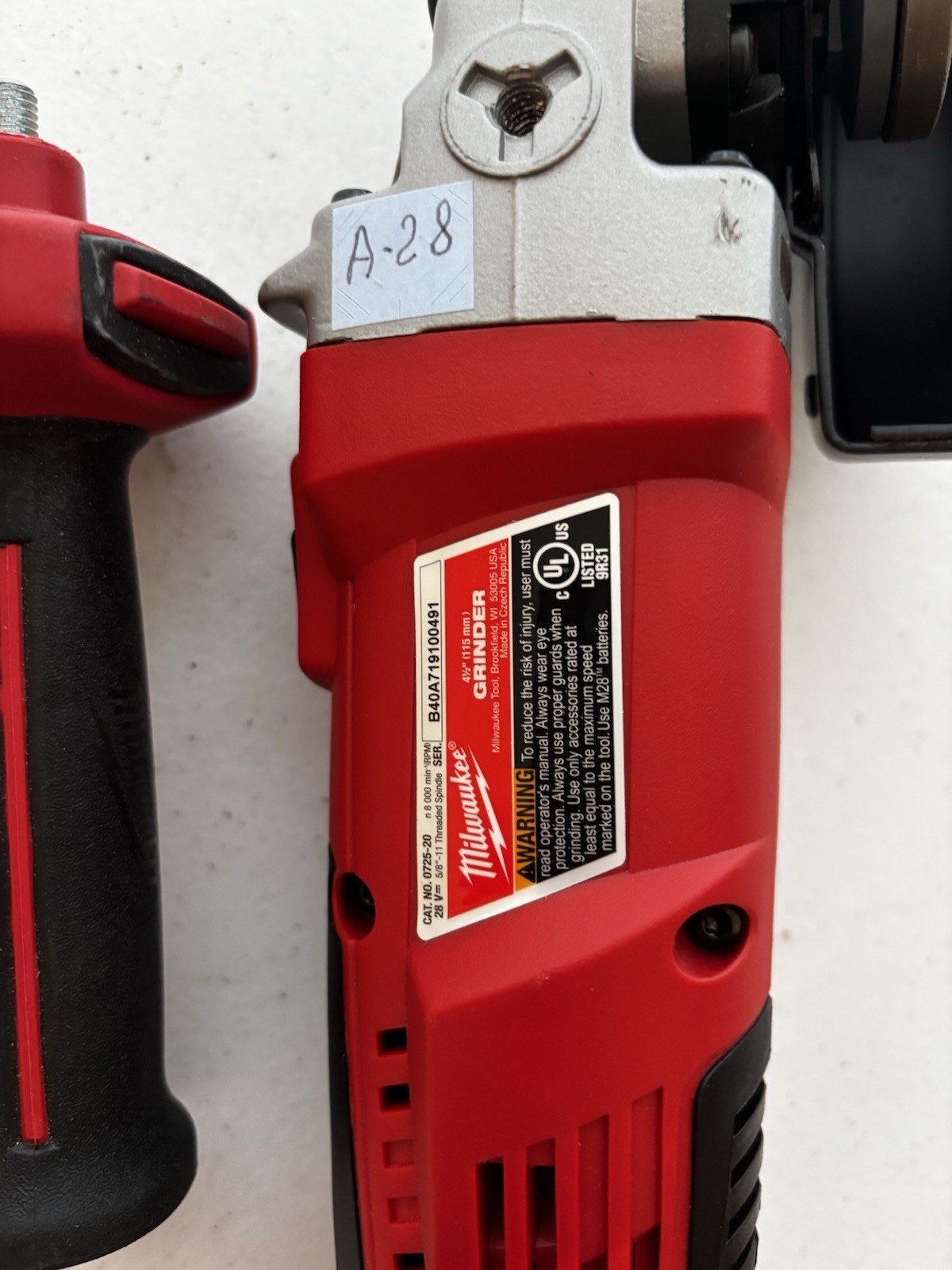 Milwaukee V28 M28 Grinder 0725-20 (A-28)