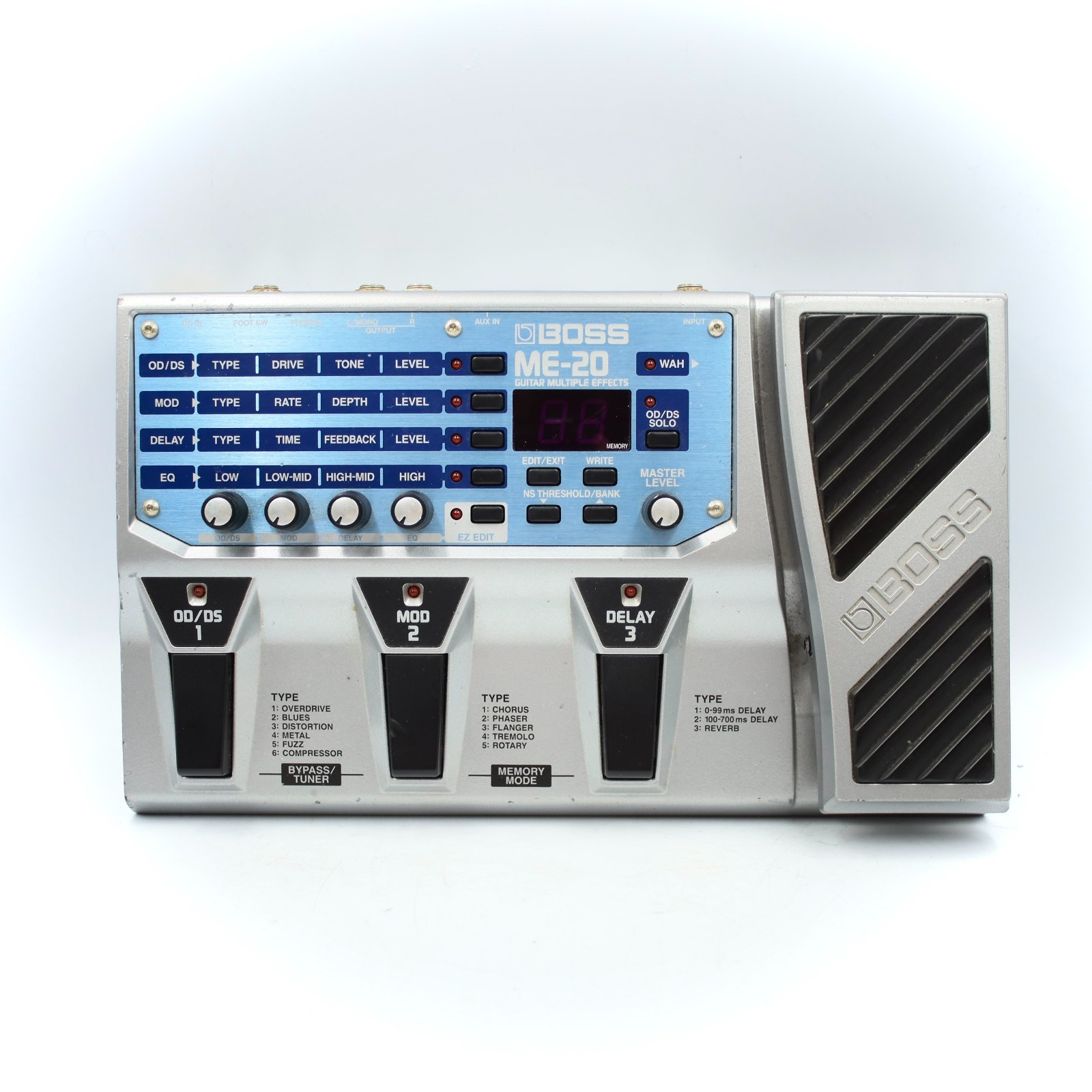 BOSS ME-20 Guitar Multiple Effects Processor With Power Supply FY24677