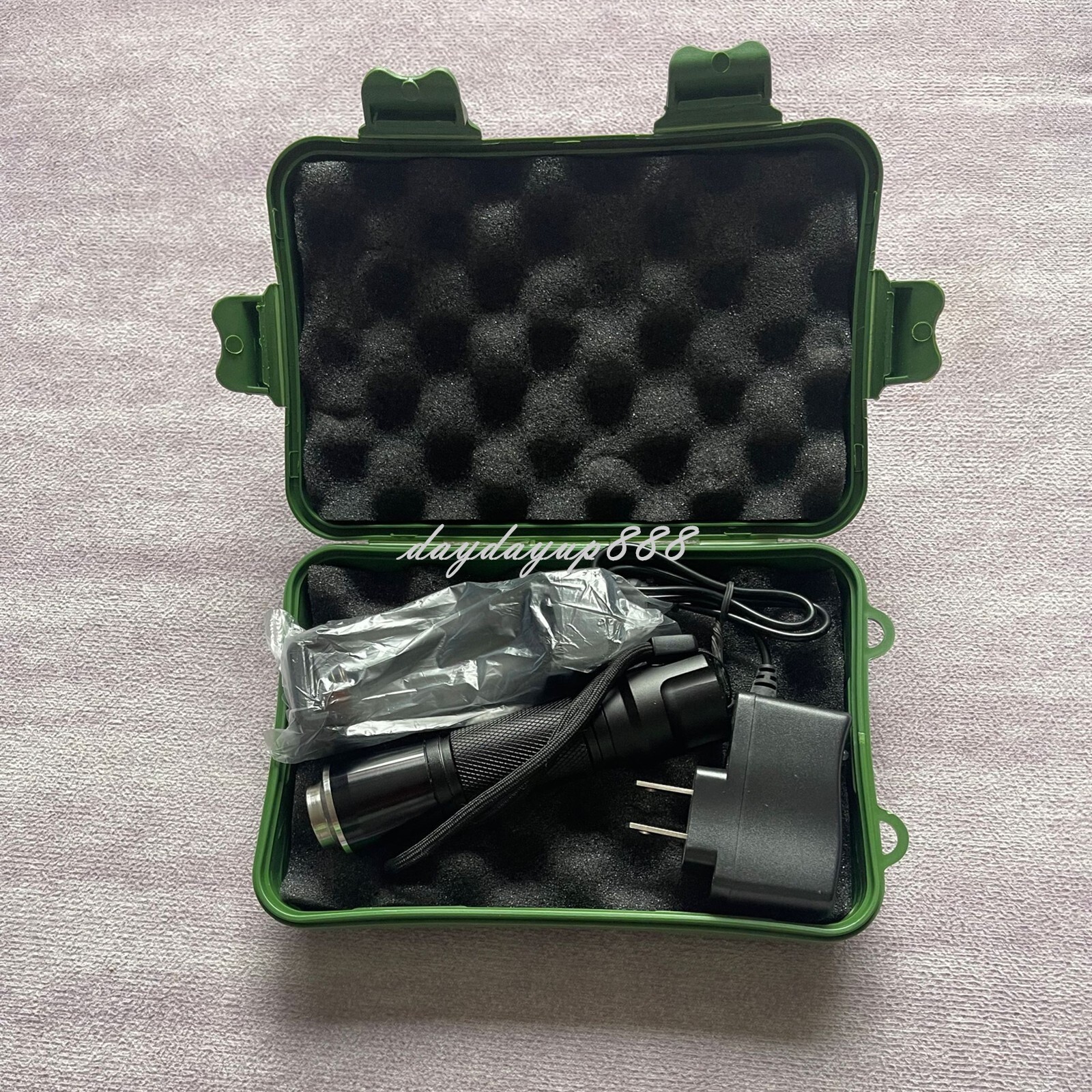 Handheld Portable 10W LED Fiber Optic Cold Light Source for Endoscope Use