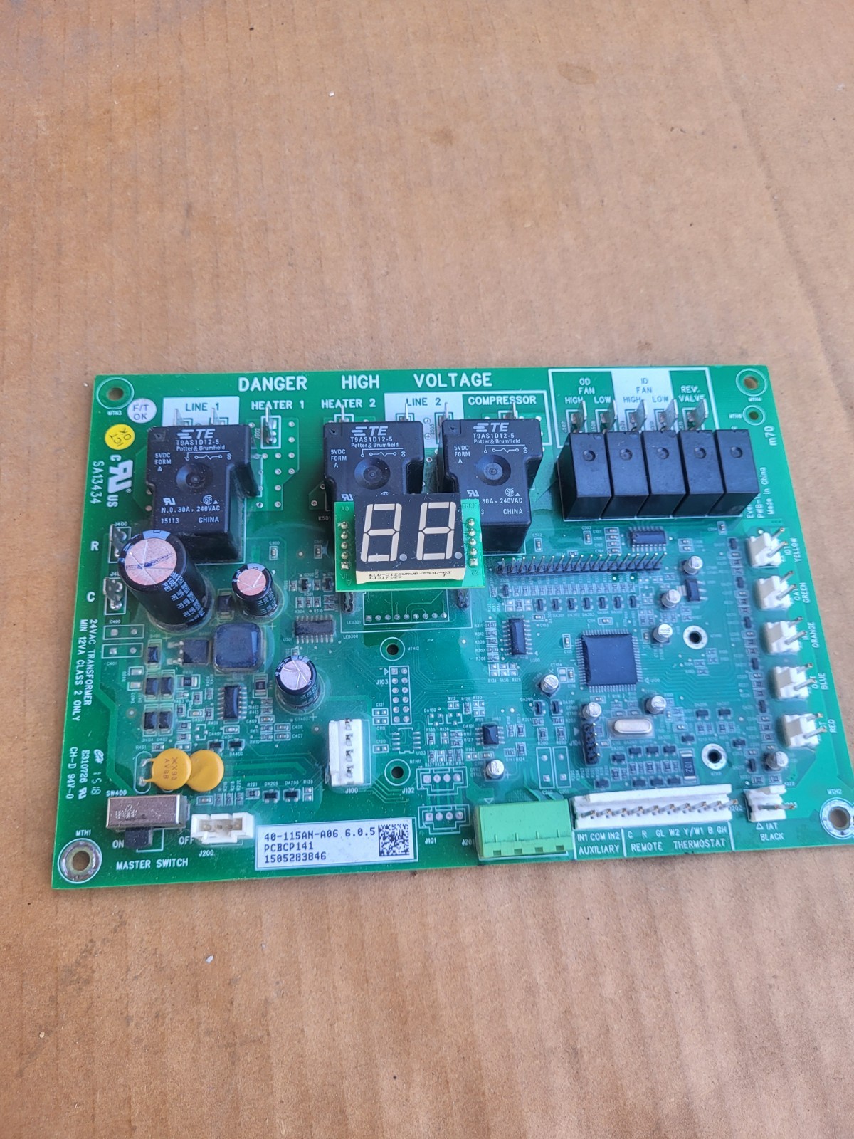 USED Goodman Amana 40-115AN-A05 Digital Control Board PCBCP137 FREE SHIPPING