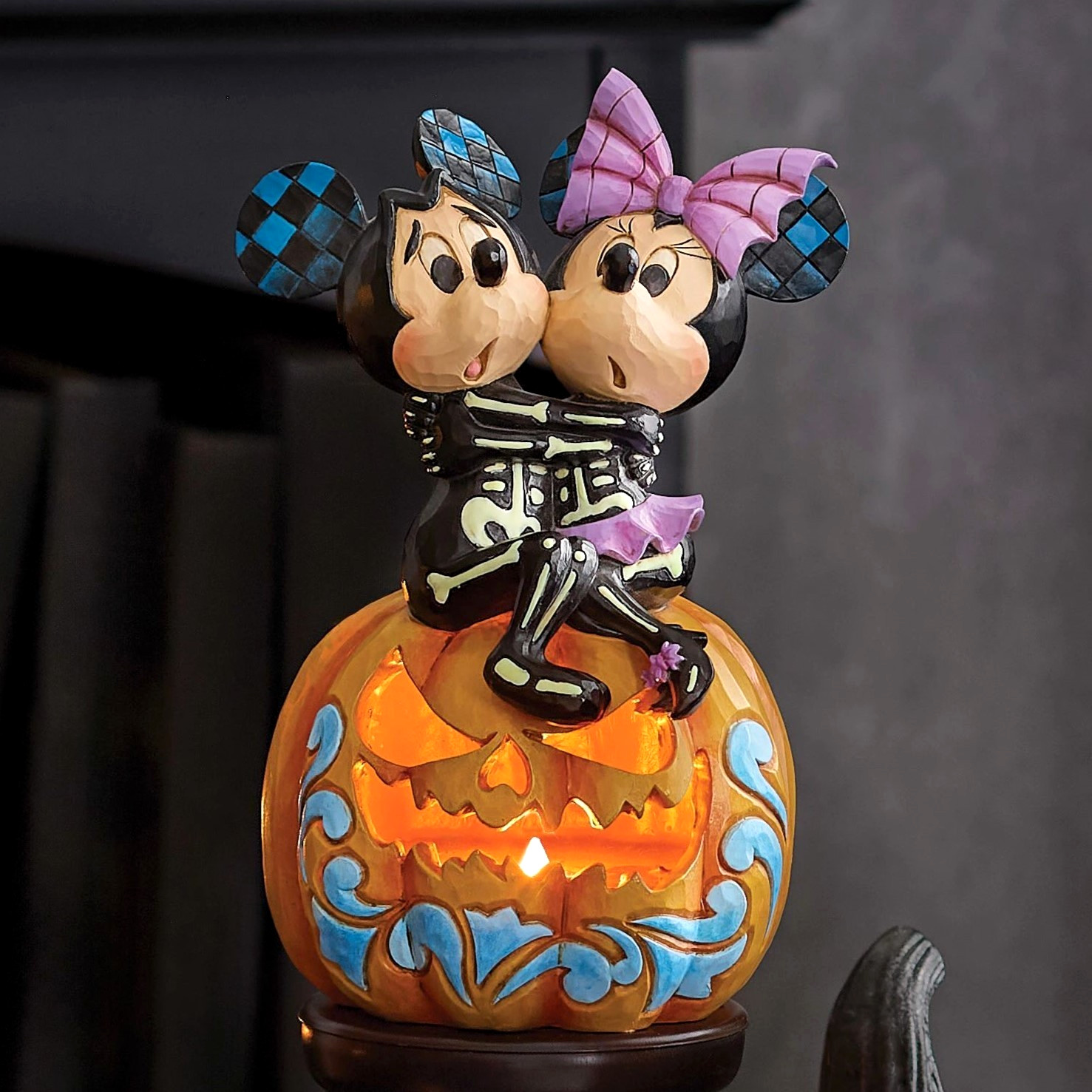 ✤ New JIM SHORE DISNEY Figurine MICKEY MINNIE Halloween Pumpkin Skeleton LED