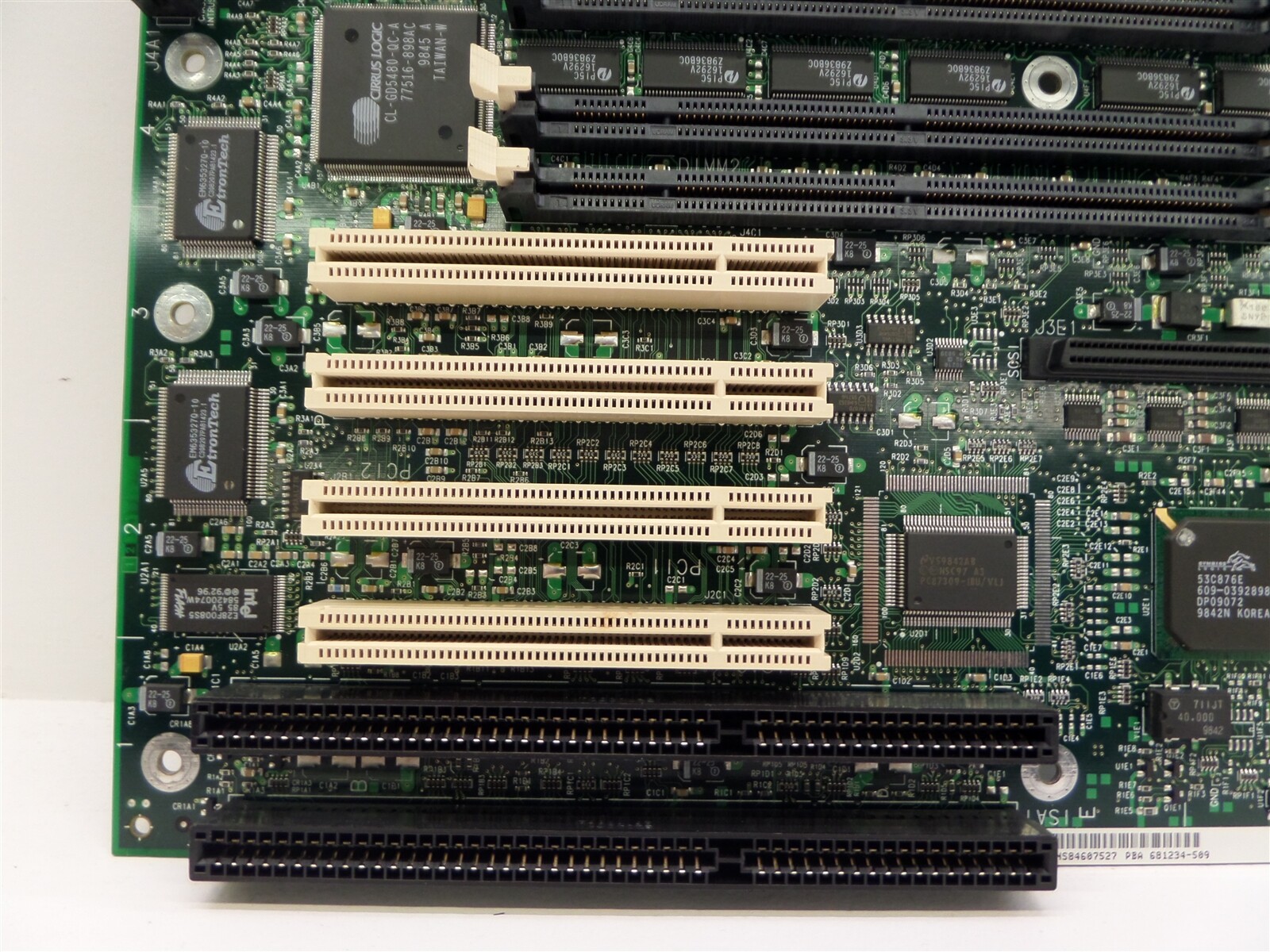Intel 681234-509 Server Motherboard 686238-005