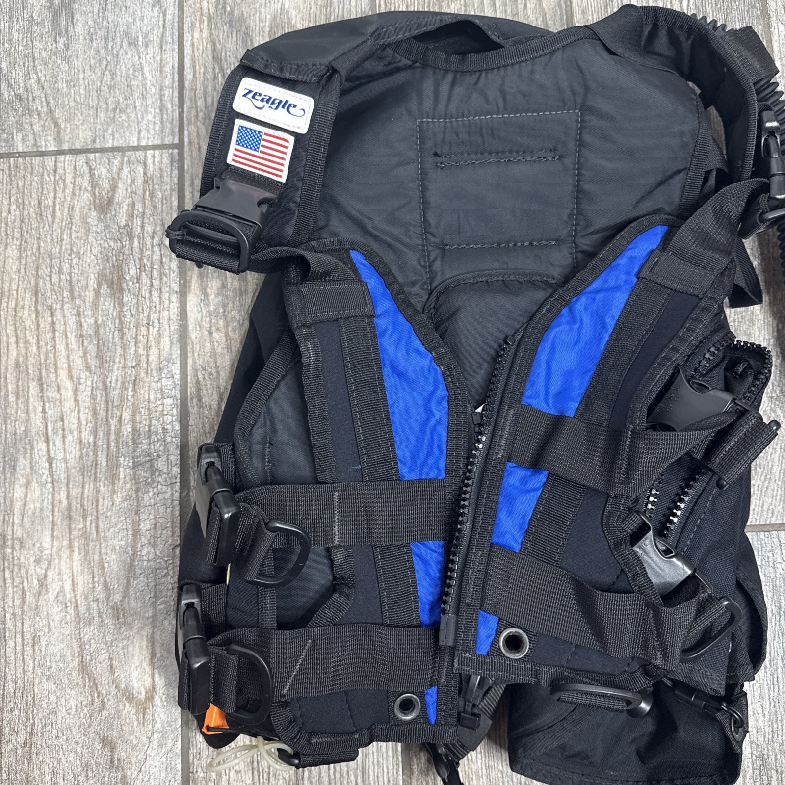 Zeagle Scuba Diving Core Buoyancy Back Inflate Vest Small