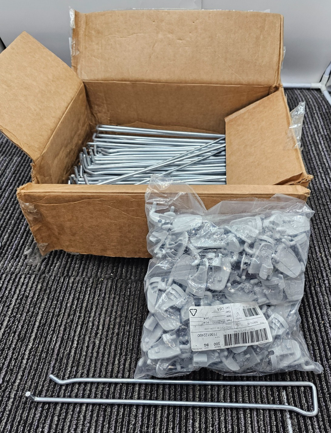 (QTY 100) Siffron 7113894056 Fastback® Scan Hooks (Plastic Back) 12" x 0.212"